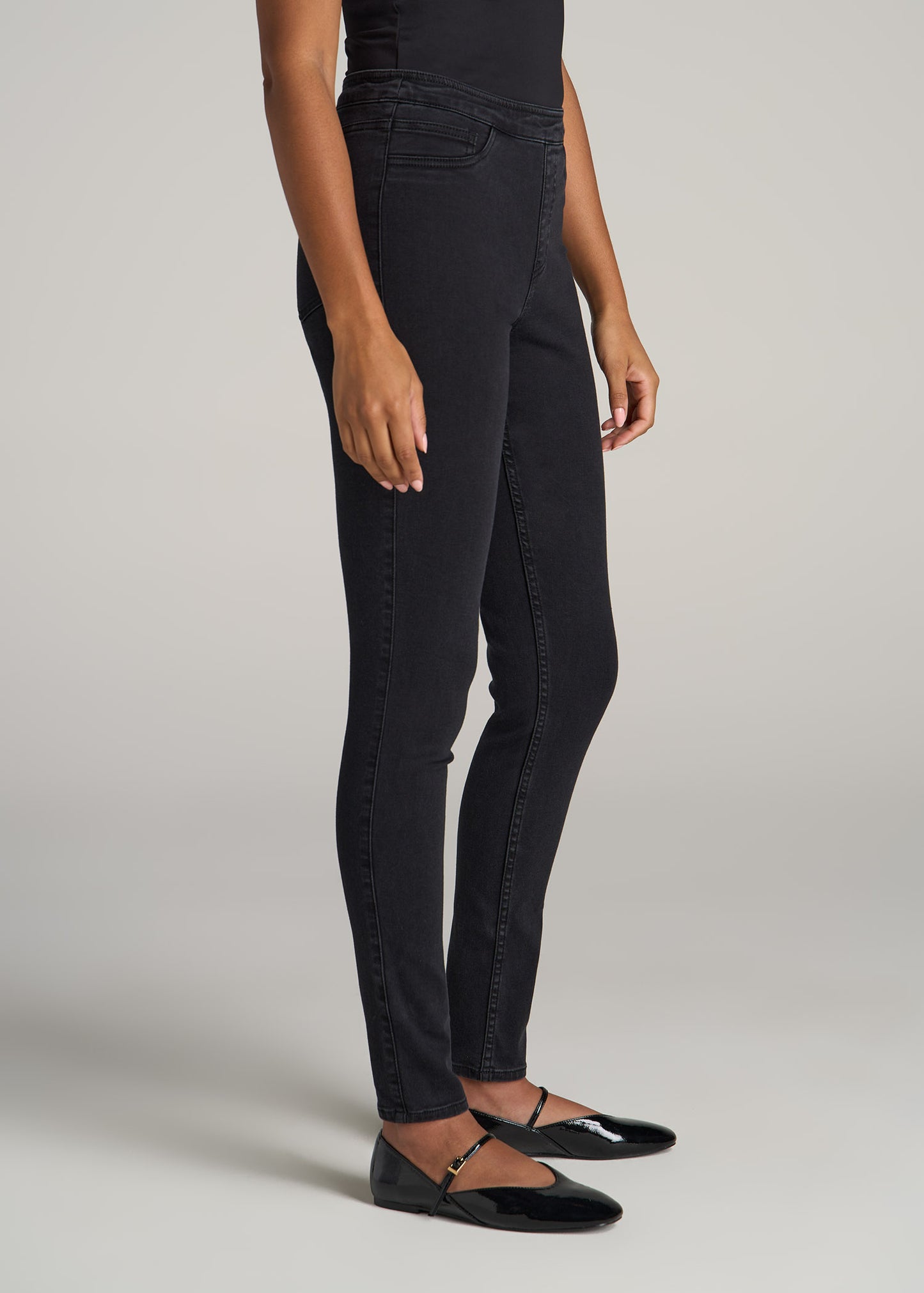 Women's Tall Jeggings in Washed Black