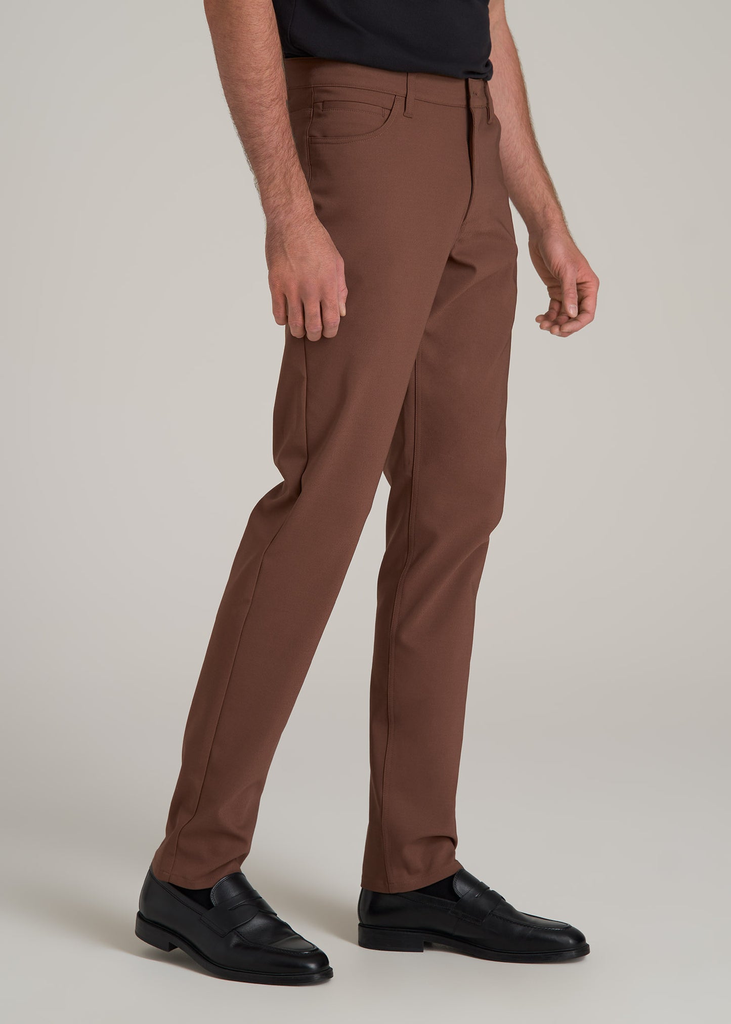 365 Stretch 5-Pocket TAPERED Pants for Tall Men in Otter Brown