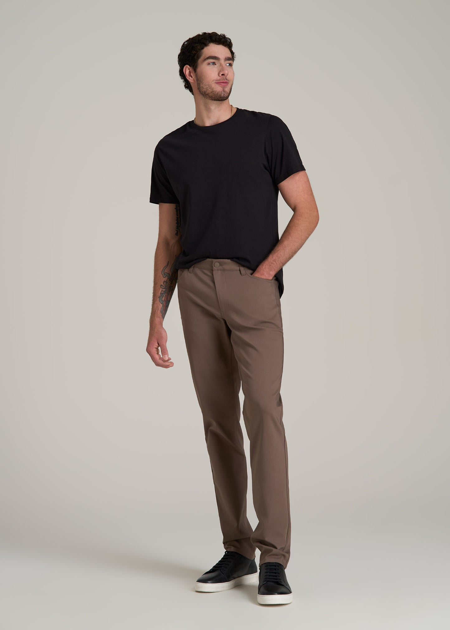 365 Stretch 5-Pocket TAPERED Pants for Tall Men in Washed Brown