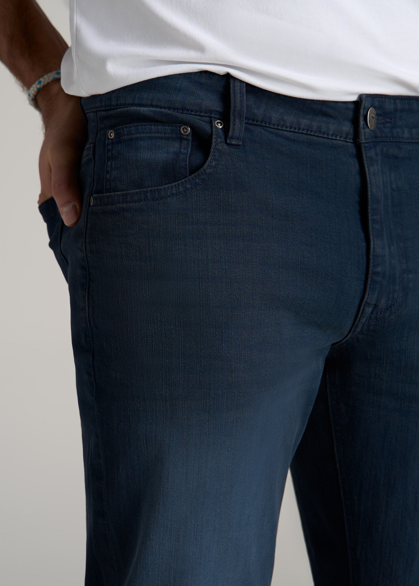 Carman TAPERED Jeans for Tall Men in Faded Blue Black