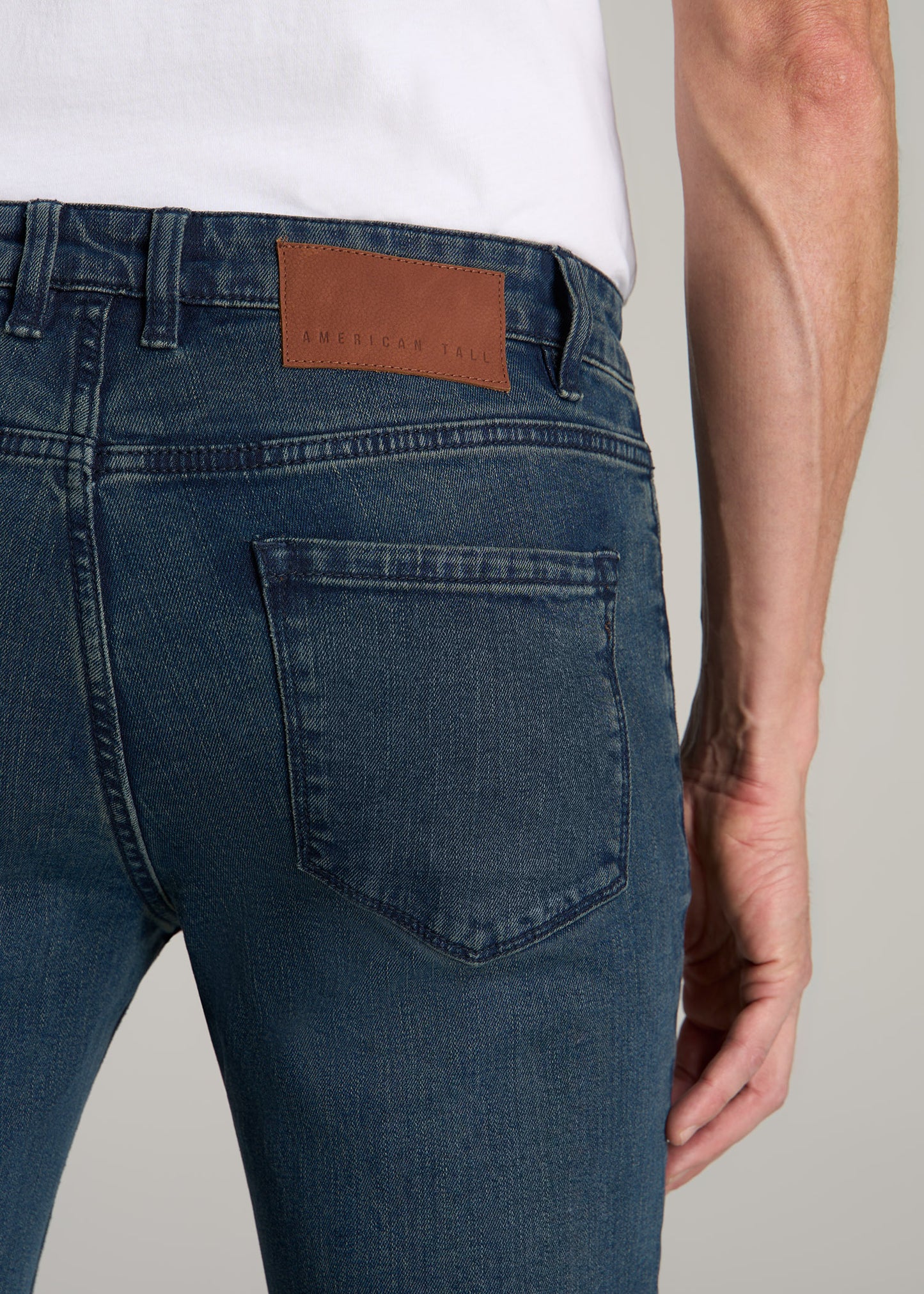 Dylan SLIM-FIT Jeans for Tall Men in Coastal Blue