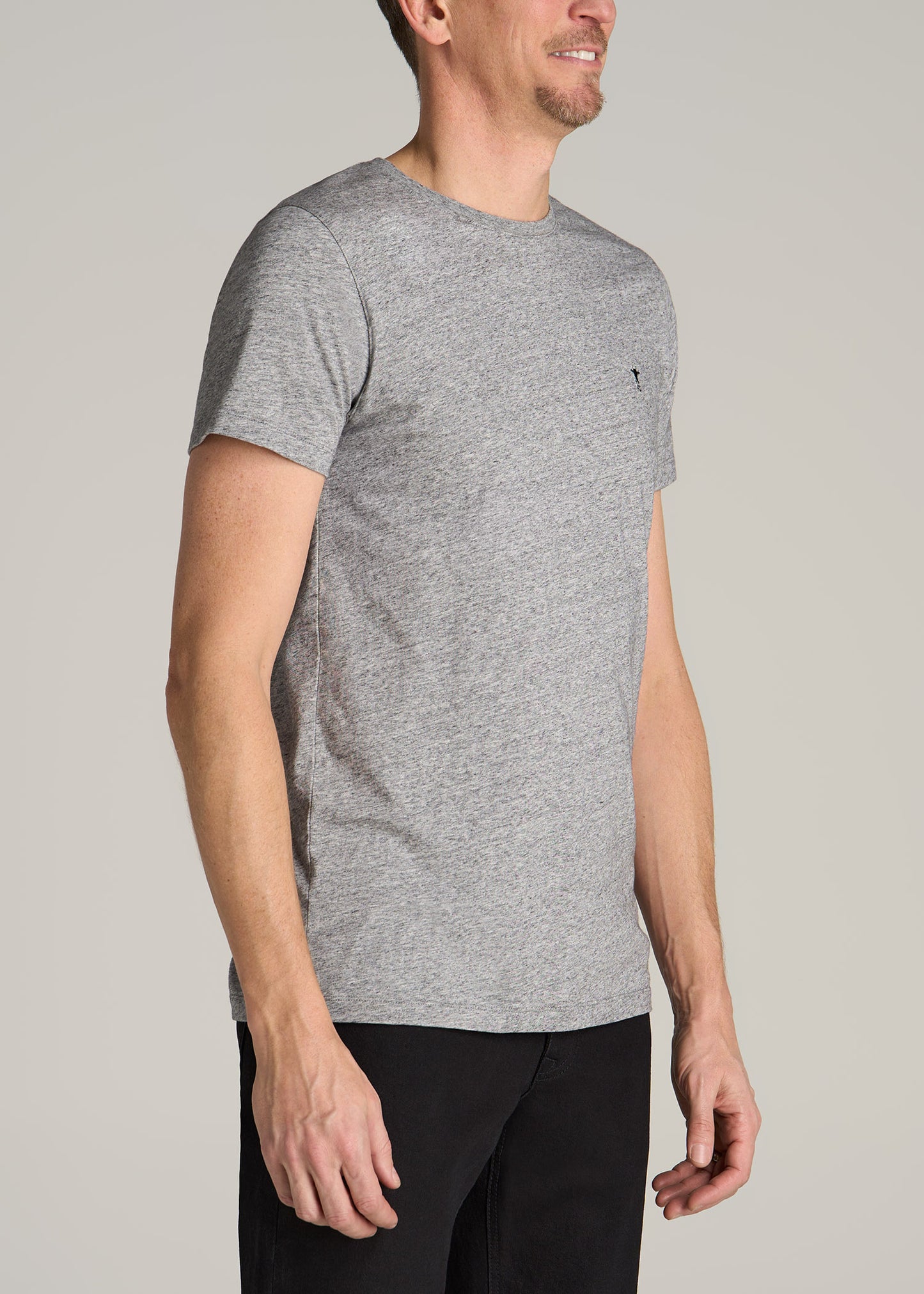 MODERN-FIT Embroidered Logo Crewneck T-Shirt for Tall Men in Heather Grey