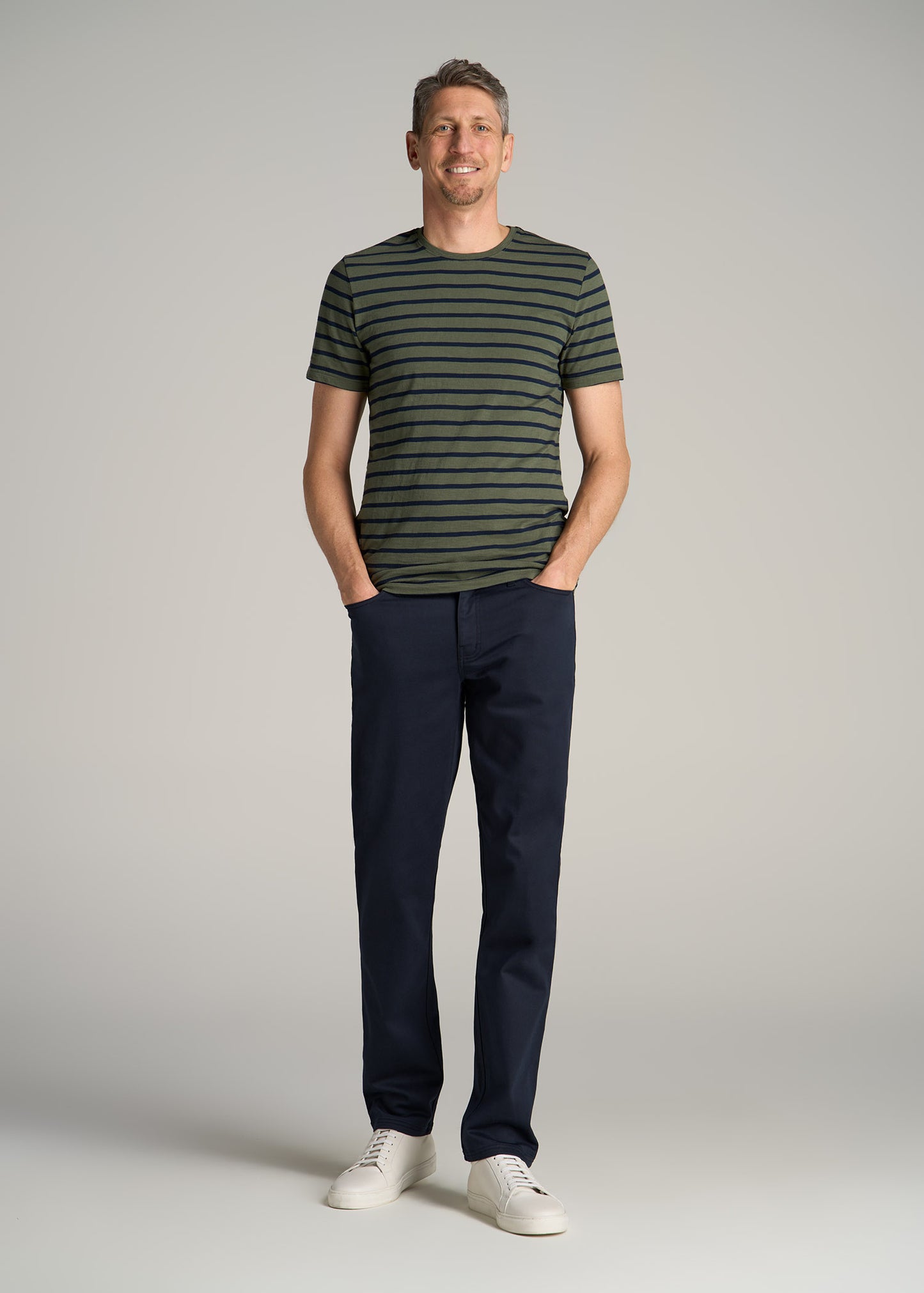 Everyday Comfort 5-Pocket TAPERED-FIT Pant for Tall Men in True Navy