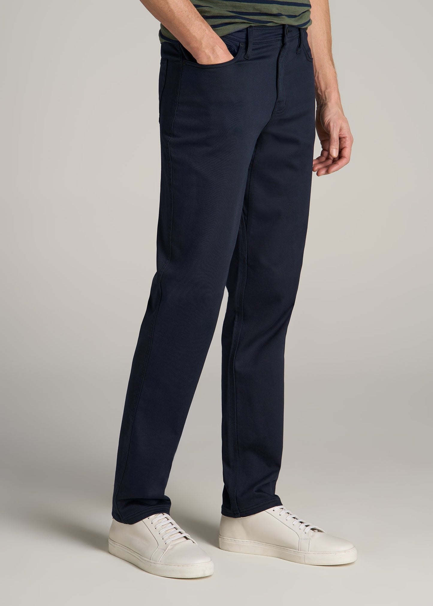 Everyday Comfort 5-Pocket TAPERED-FIT Pant for Tall Men in True Navy