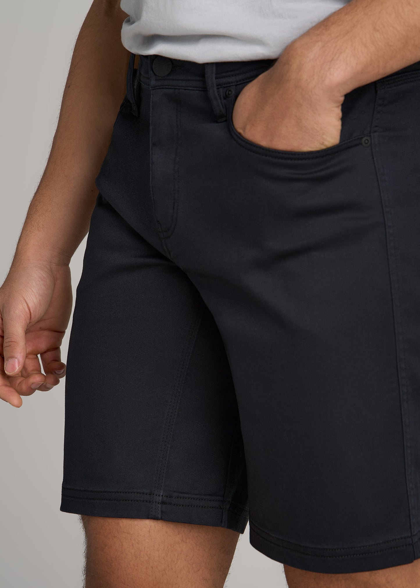 Everyday Comfort 5 Pocket Short for Tall Men in Black