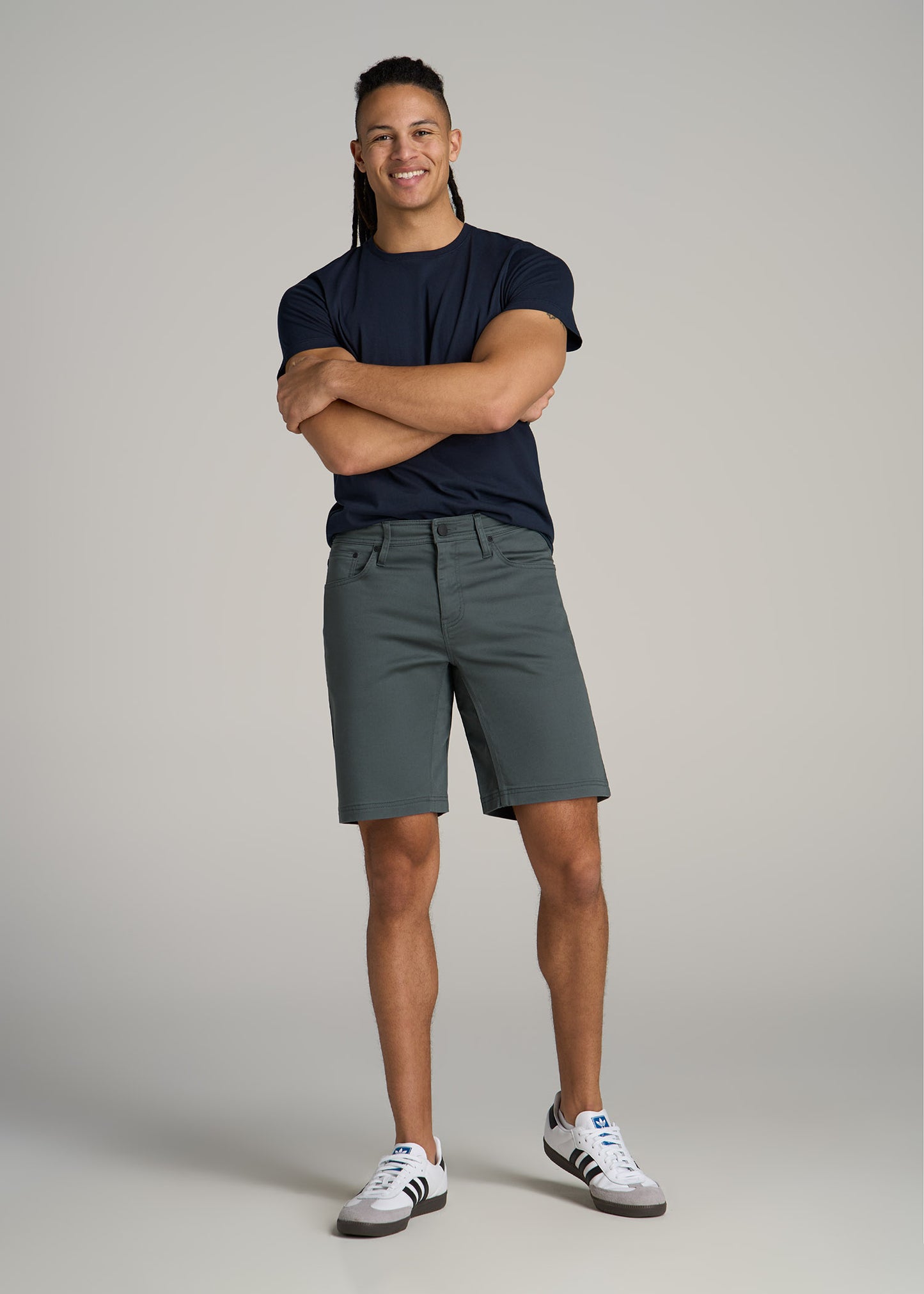 Everyday Comfort 5 Pocket Short for Tall Men in Soft Green