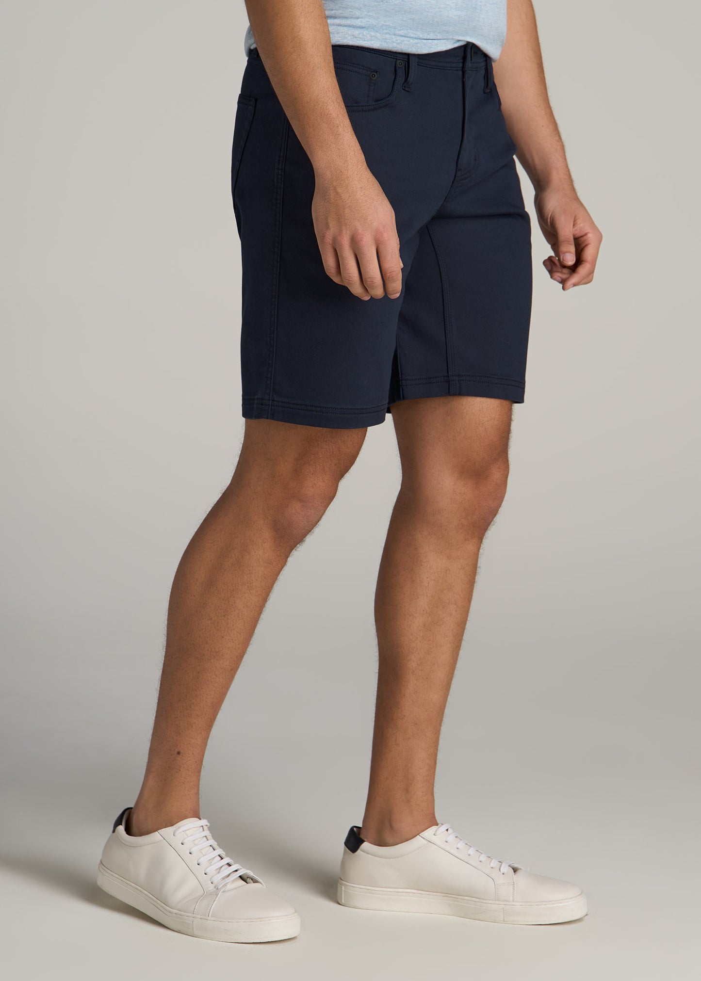 Everyday Comfort 5 Pocket Short for Tall Men in True Navy