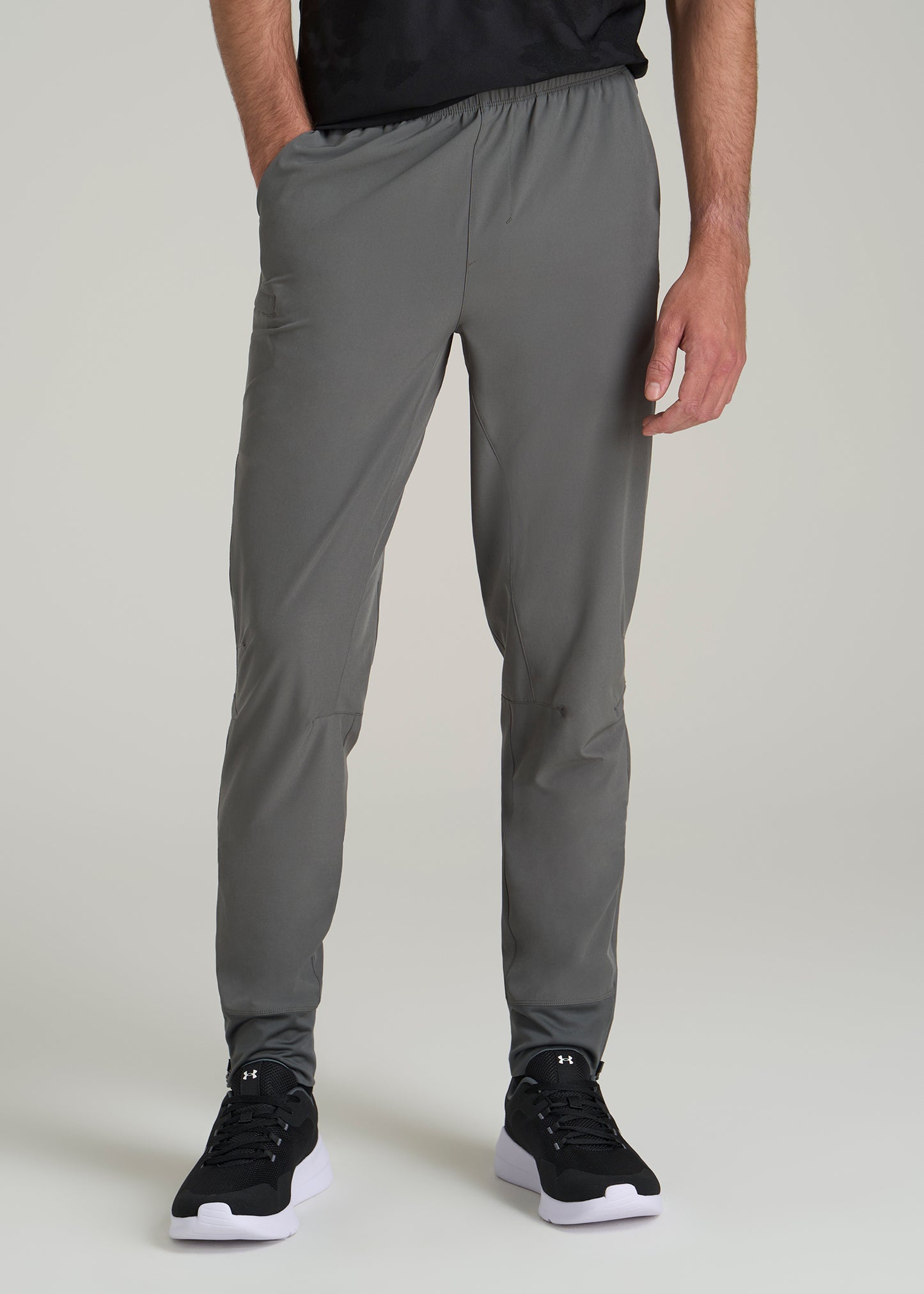 Featherweight Perforated Training Jogger Men's in Graffiti