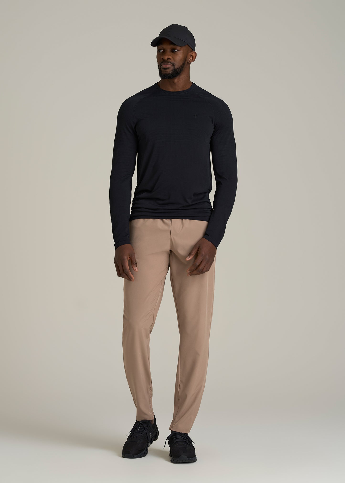 Featherweight Running Pant for Tall Men in Dark Sand