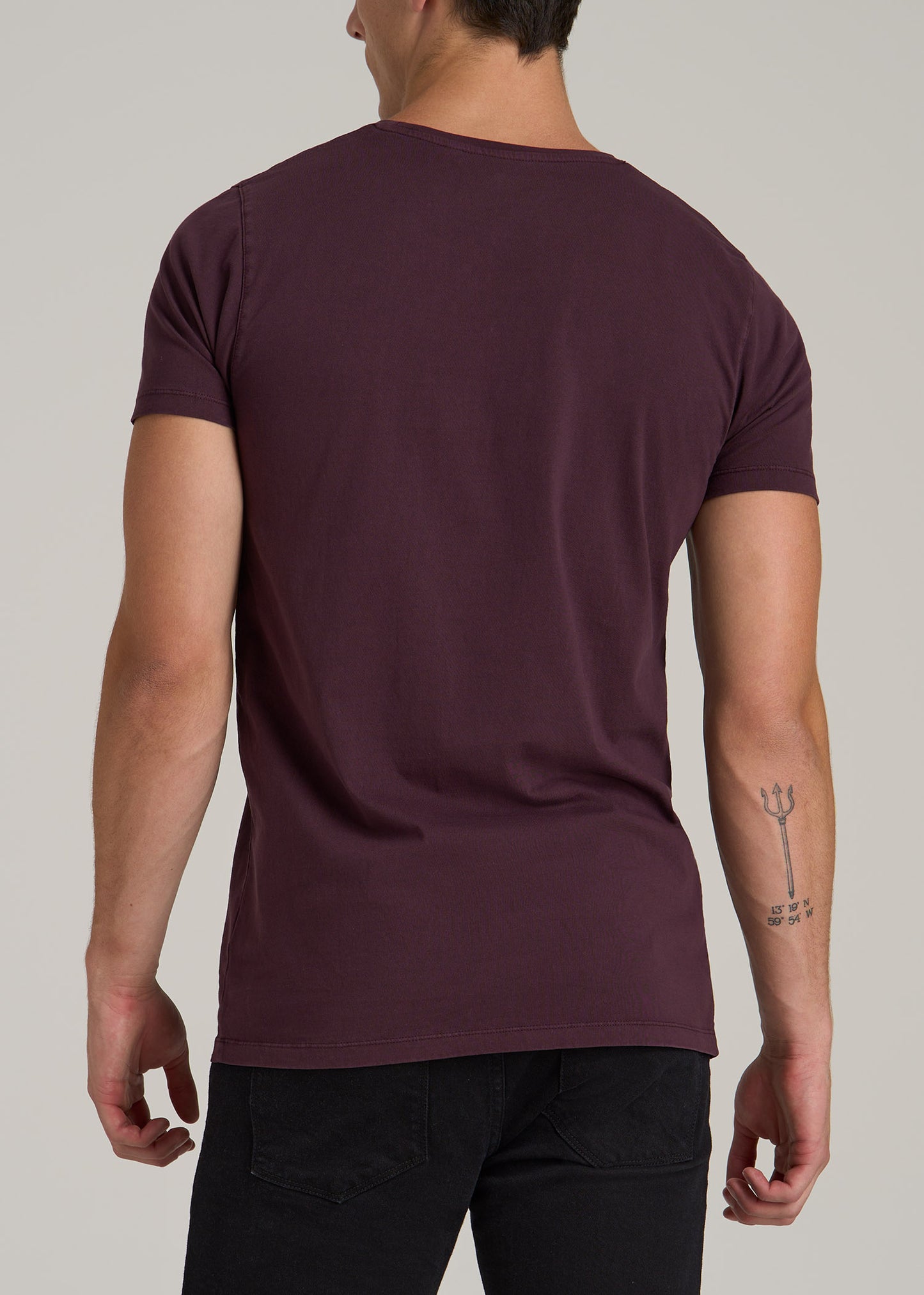 MODERN-FIT Garment Dyed Cotton Men's Tall T-Shirt in Deep Purple