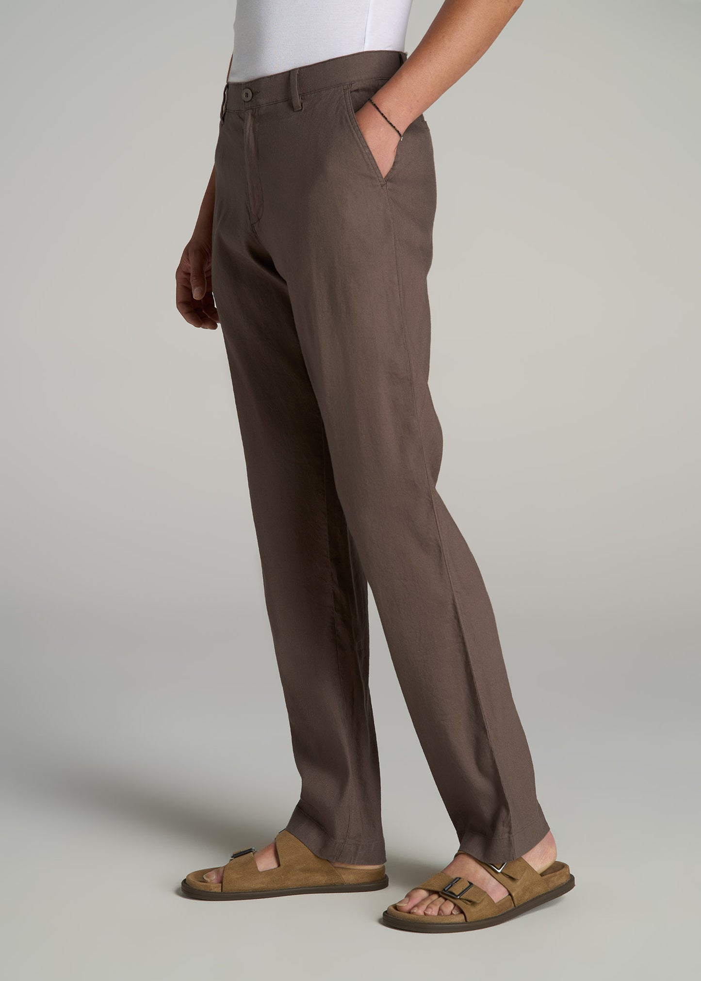 Garment Dyed Linen Casual Pants for Tall Men in Washed Brown