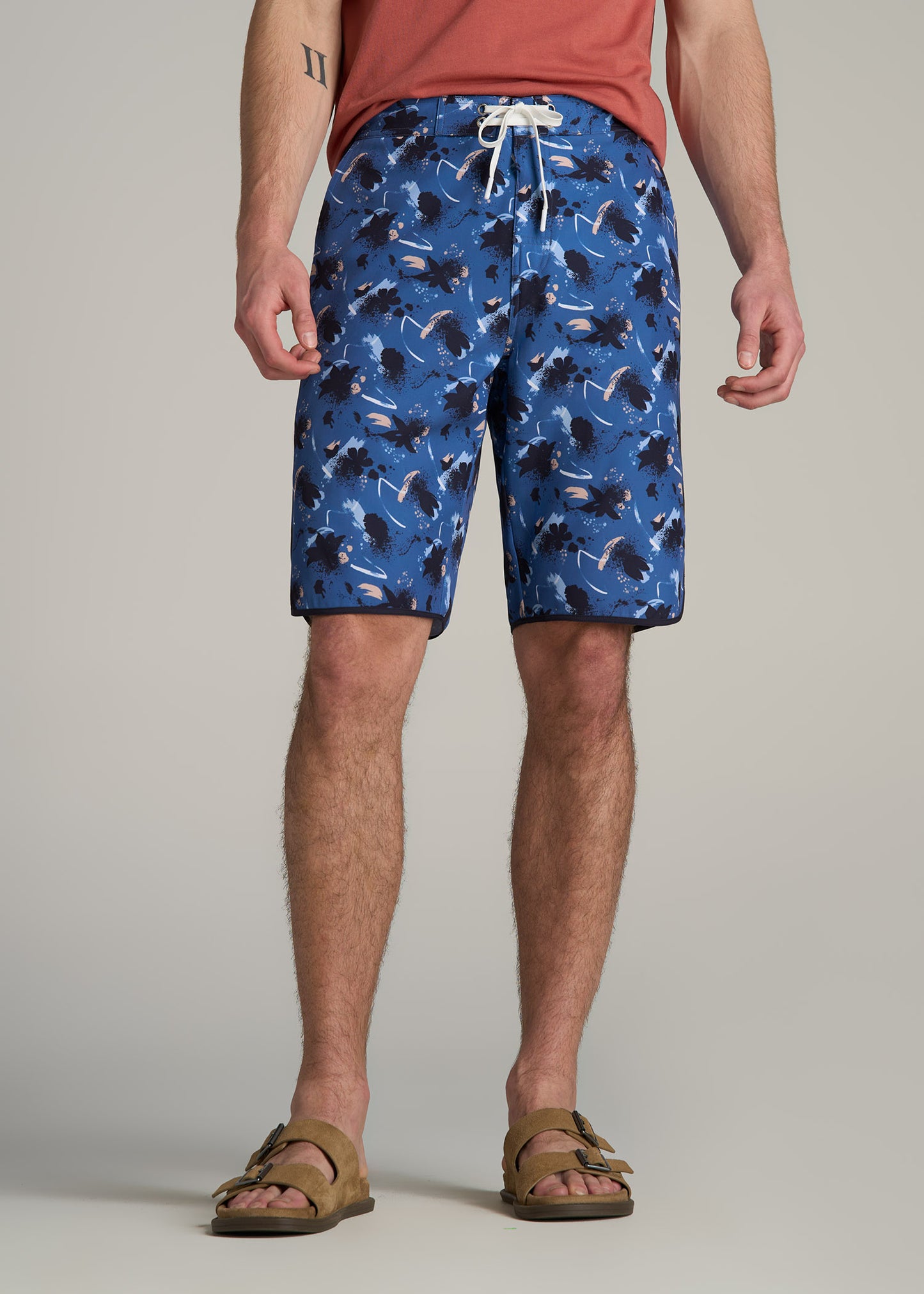 Hi-Tide Scallop Board Shorts for Tall Men in Blue Brushstroke