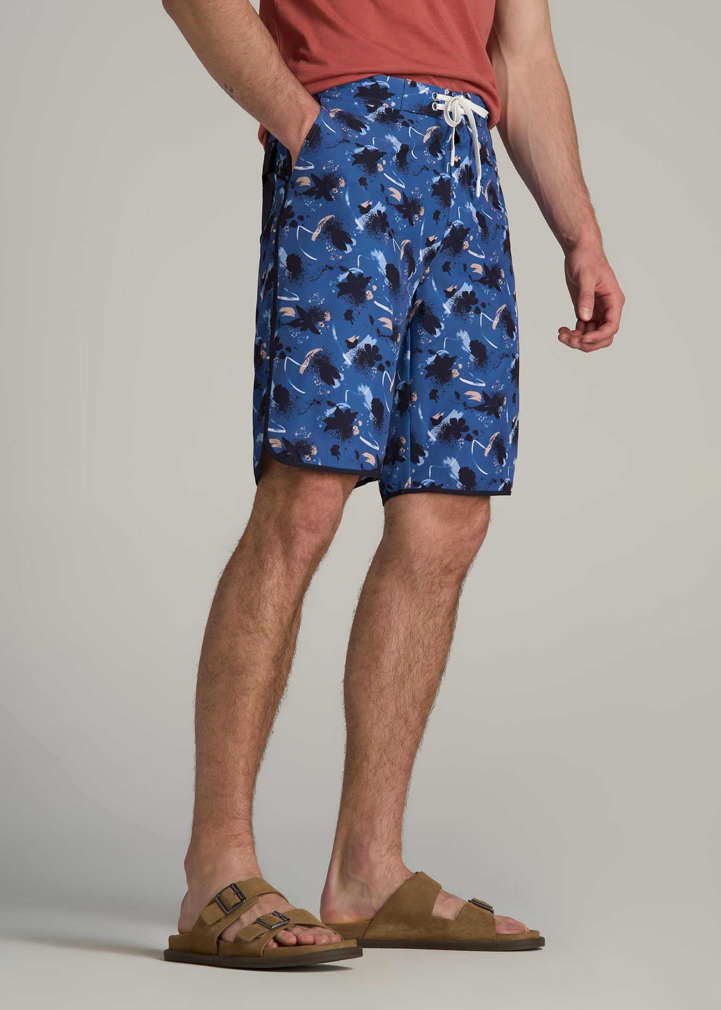 Hi-Tide Scallop Board Shorts for Tall Men in Blue Brushstroke