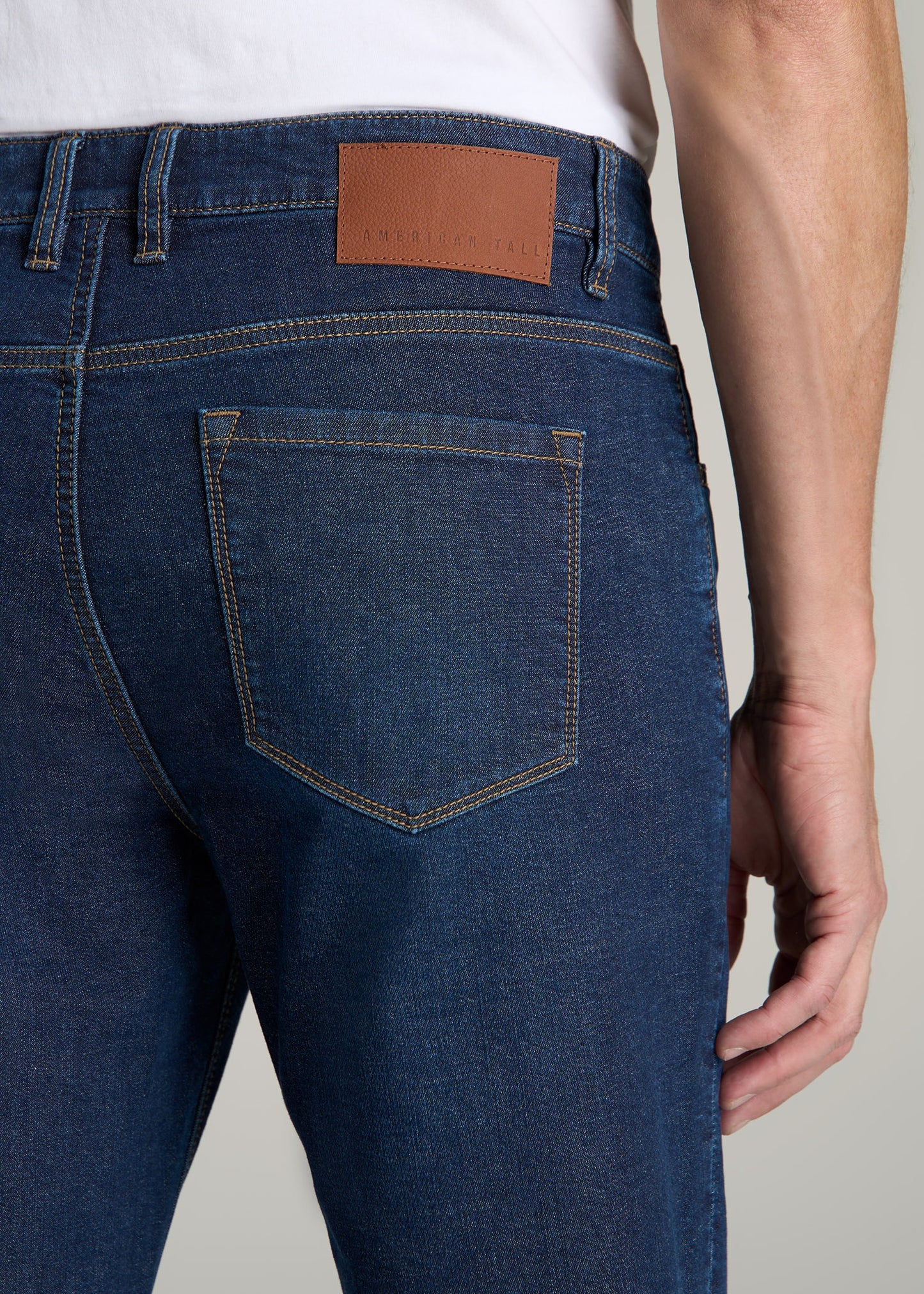 J1 STRAIGHT LEG Fleeced Jeans for Tall Men in Colorado Blue Wash