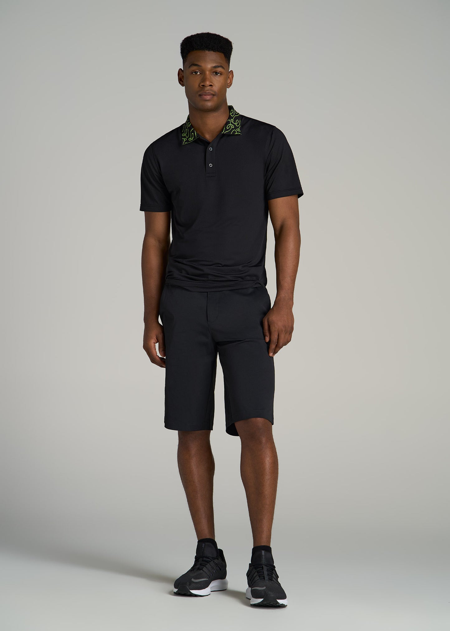 Jacquard Knit Collar Golf Polo Shirt for Tall Men in Black