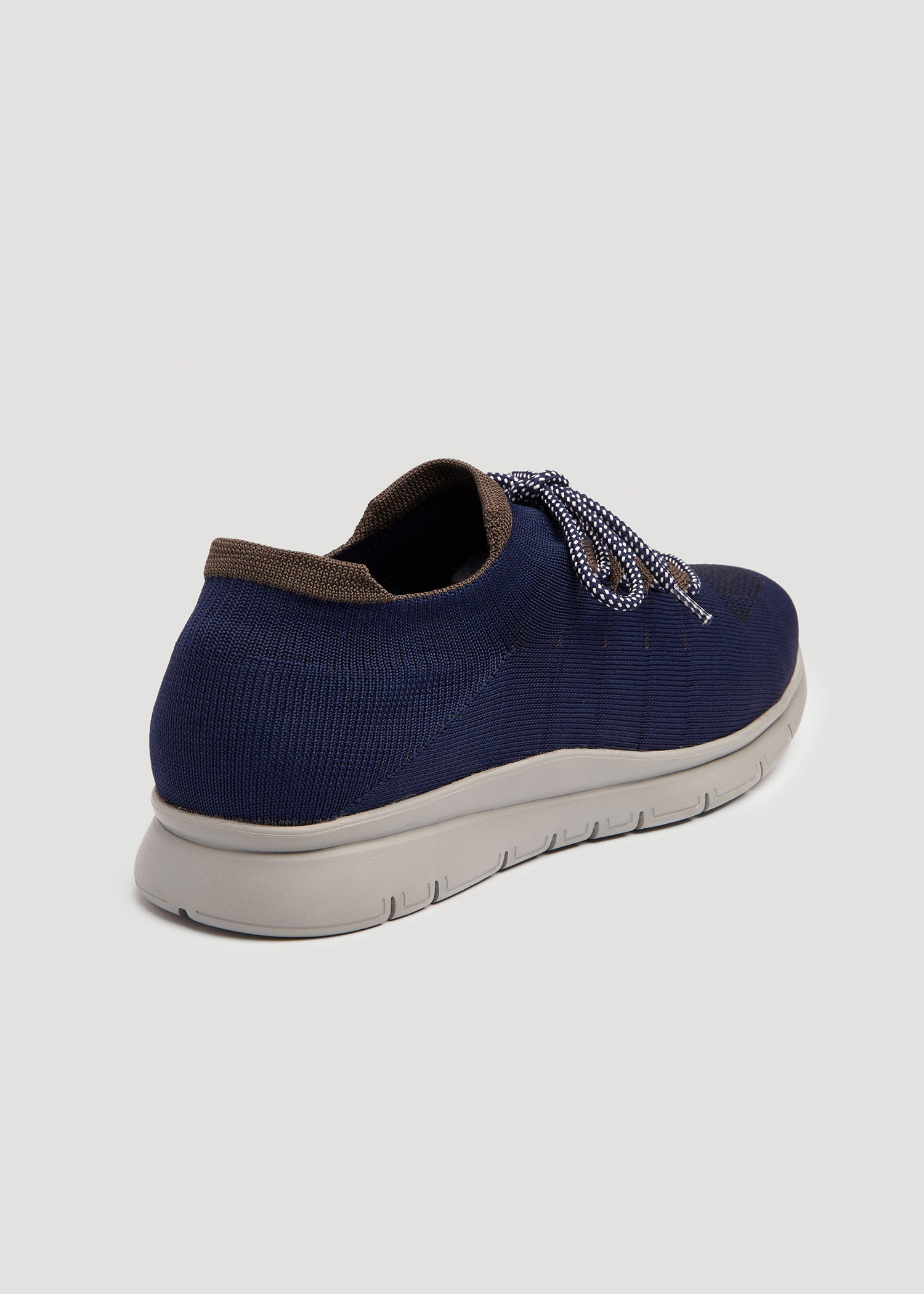 American-Tall-Men-Knit-Runners-Navy-Back