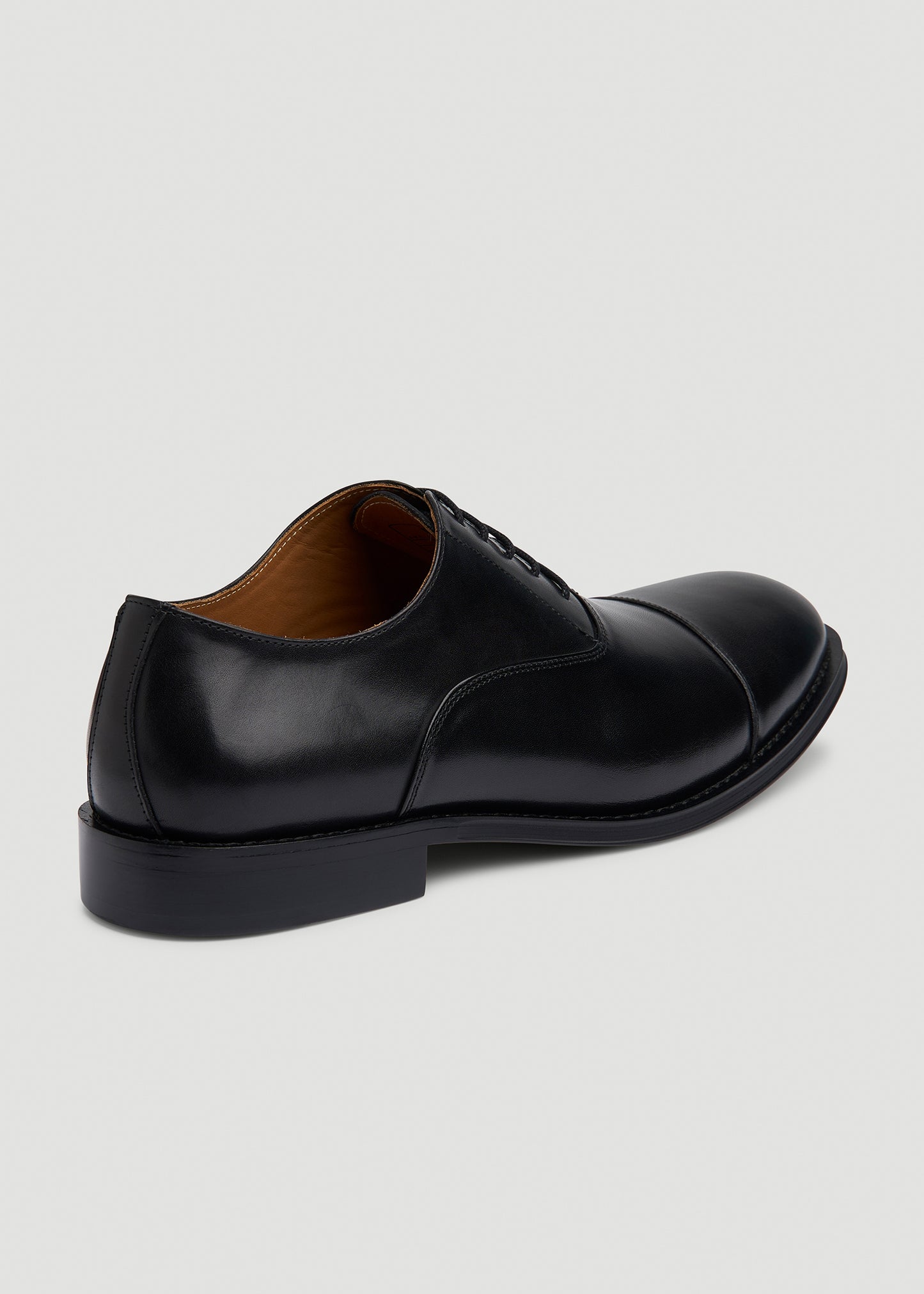 Leather Cap Toe Oxford for Tall Men in Black