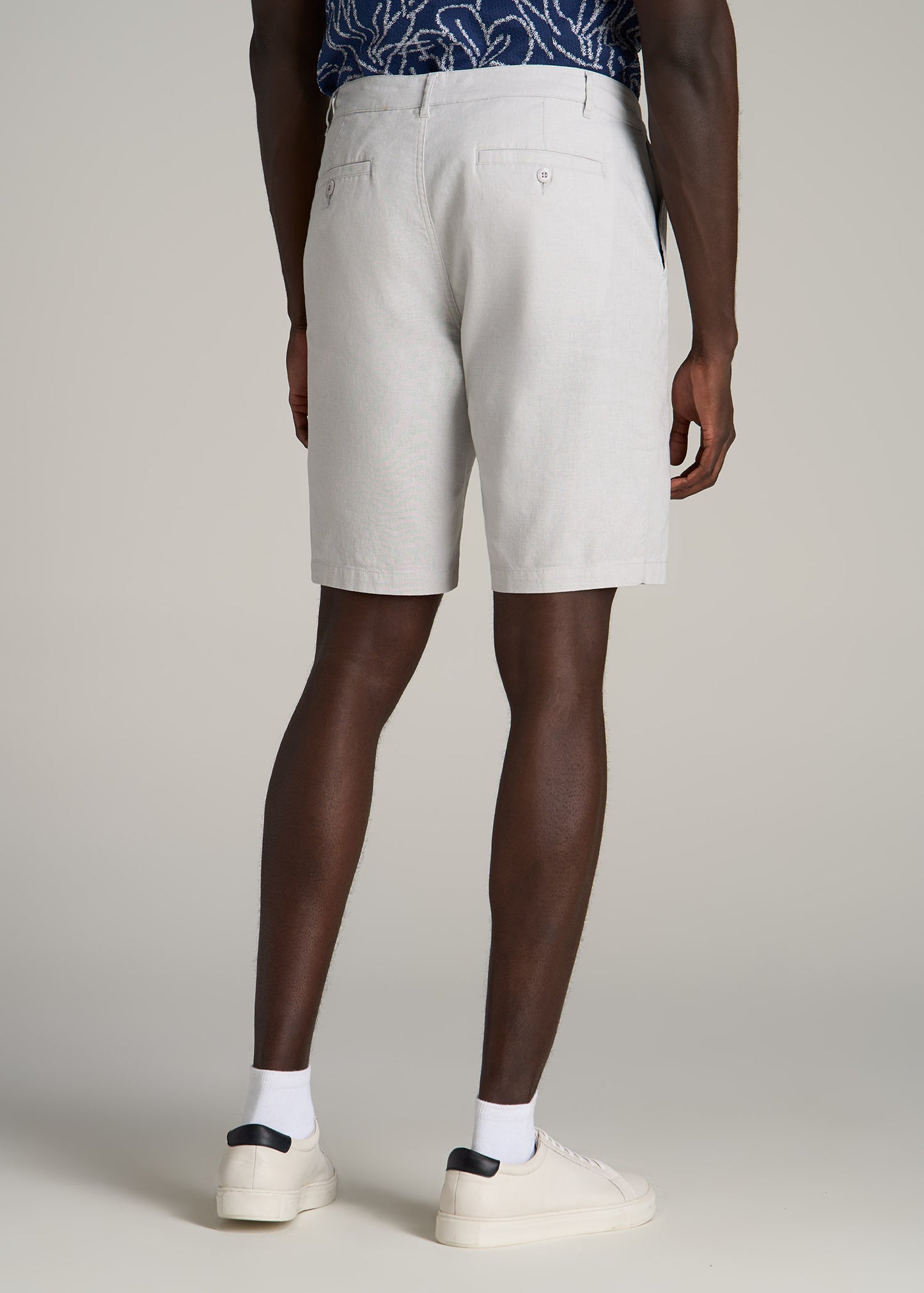 Linen Shorts For Tall Men in Vapor Grey