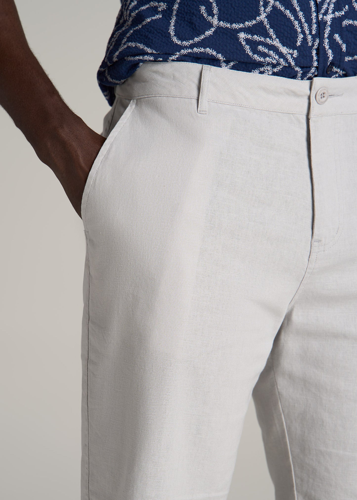 Linen Shorts For Tall Men in Vapor Grey