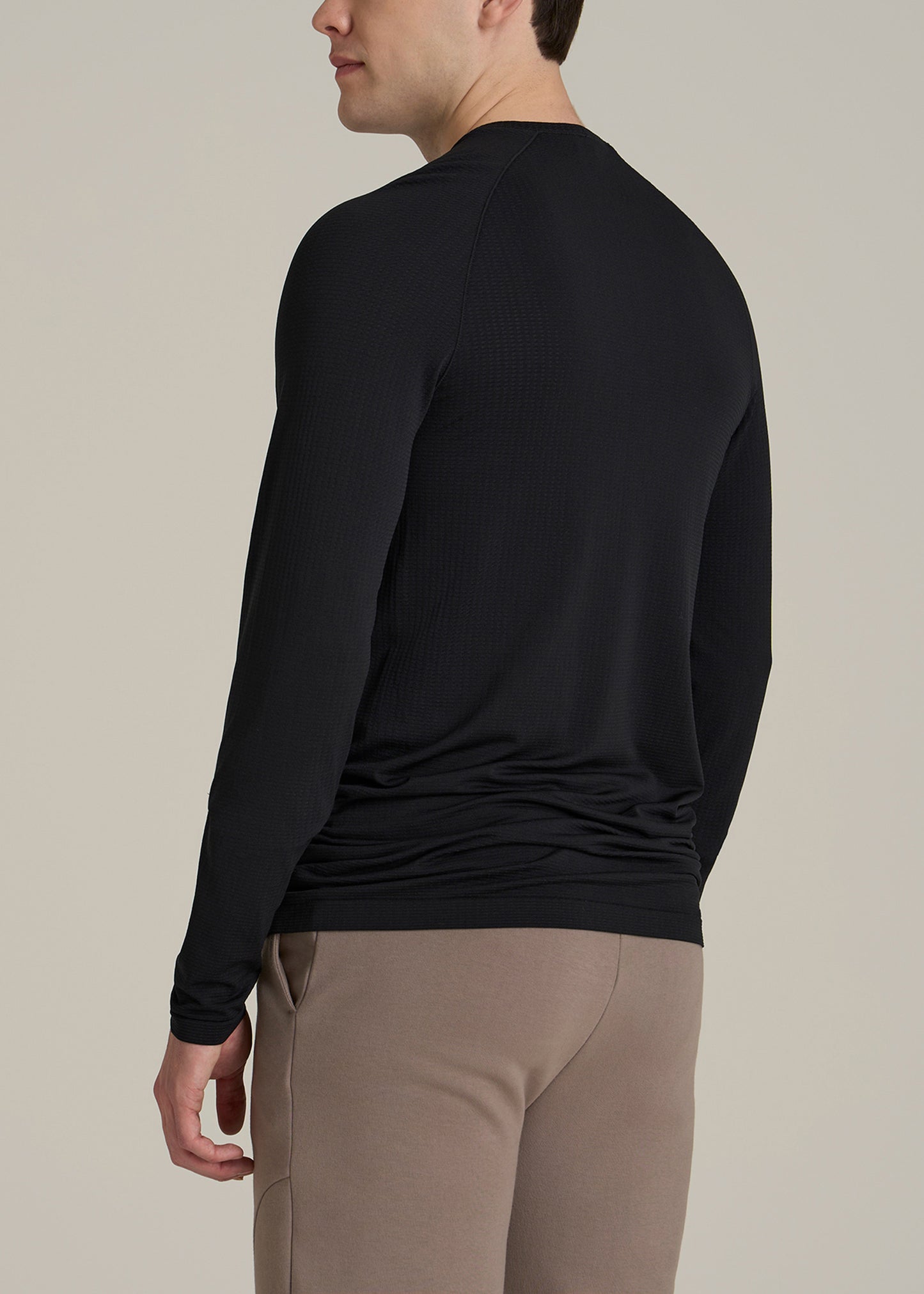 Long Sleeve Vented Training Top for Tall Men in Black