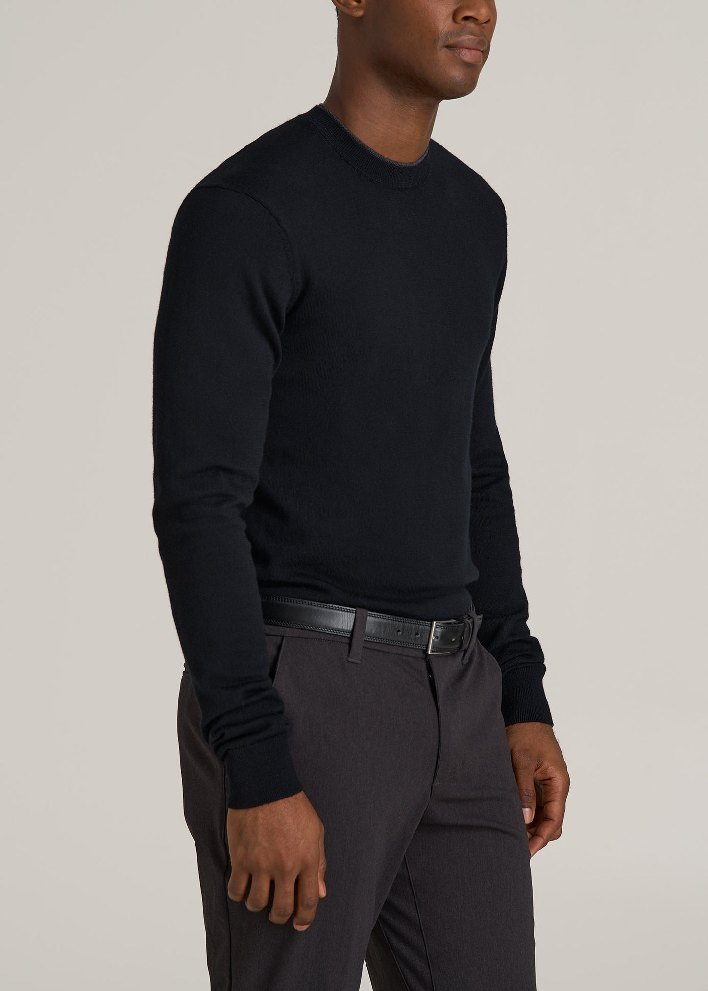 Merino Wool Crewneck Tip Sweater for Tall Men in Black