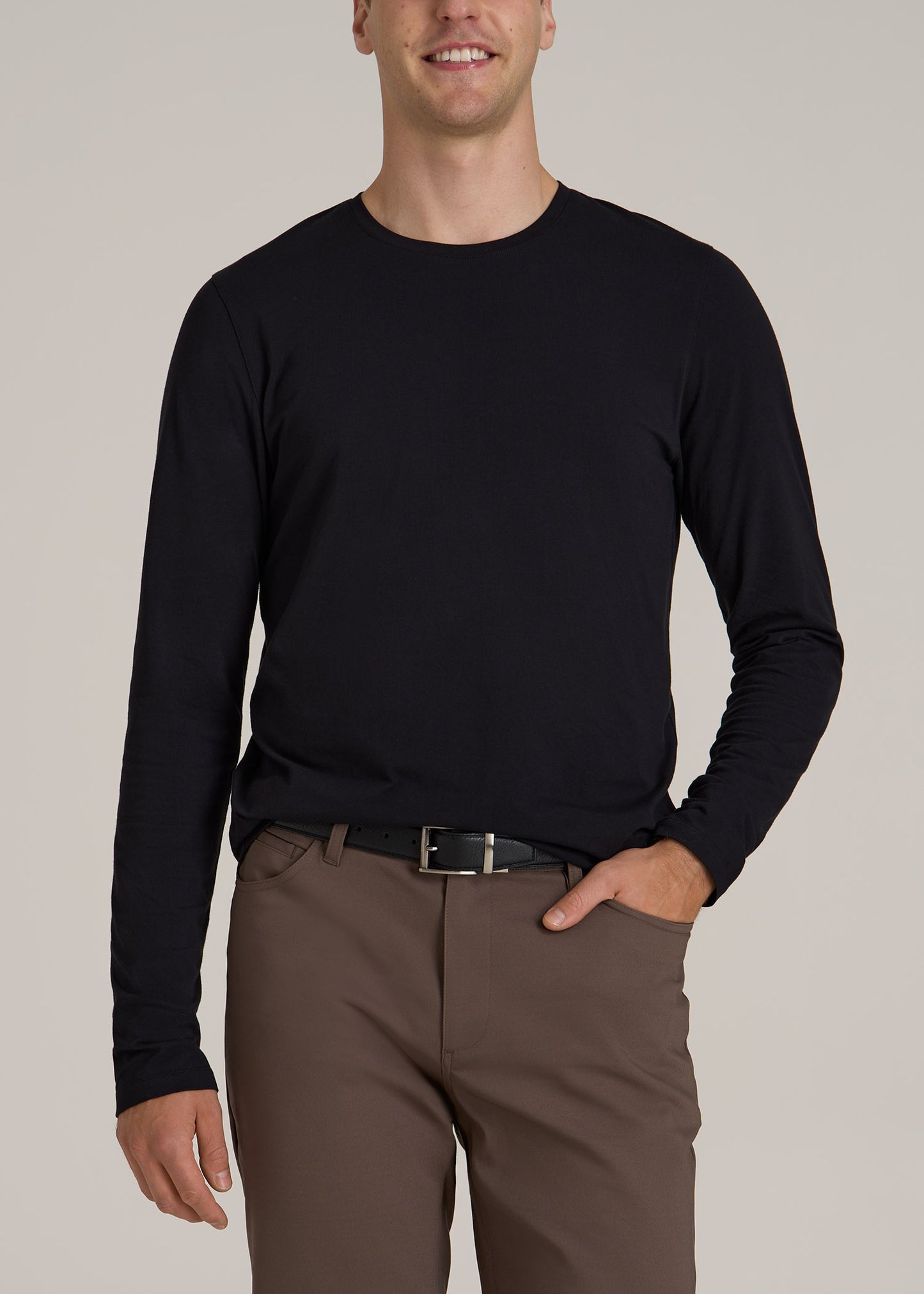 The Essential MODERN-FIT Crewneck Long Sleeve Tall Men's Tee in Black