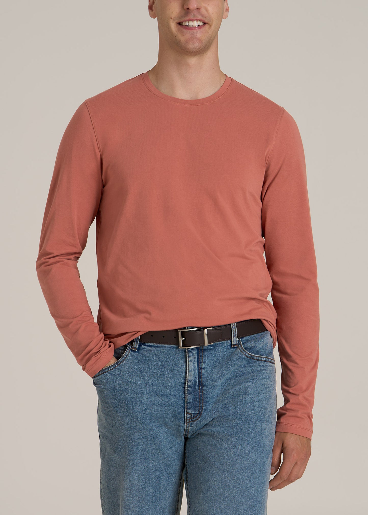 The Essential MODERN-FIT Crewneck Long Sleeve Tall Men's Tee in Persimmon