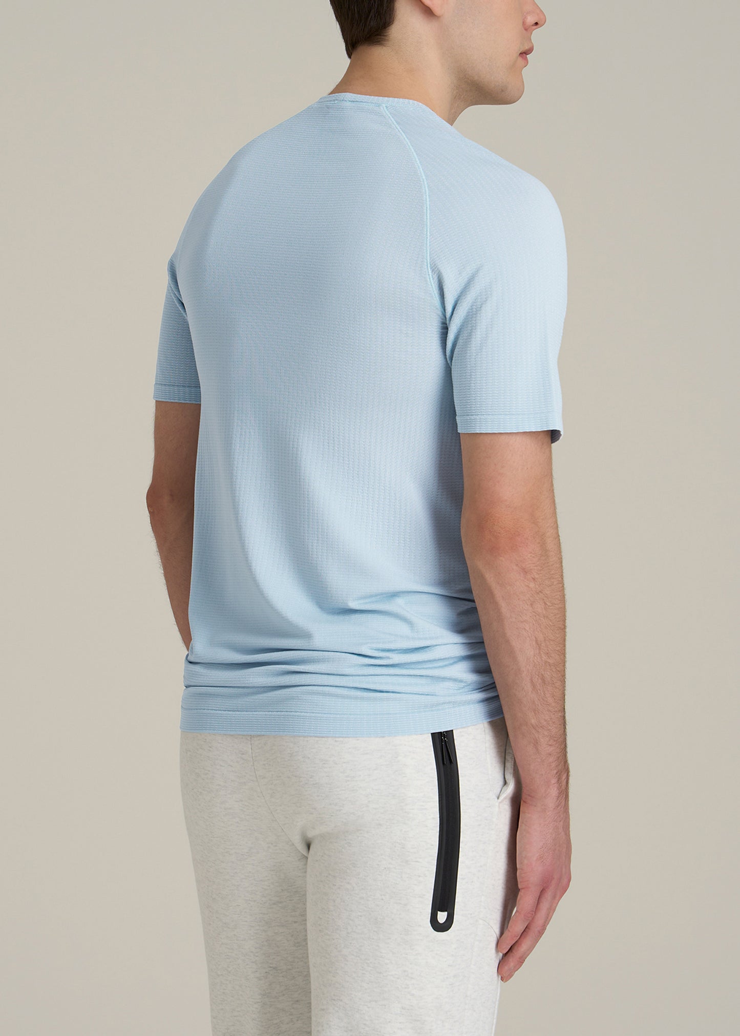 Vented Training Top for Tall Men in Ice Blue