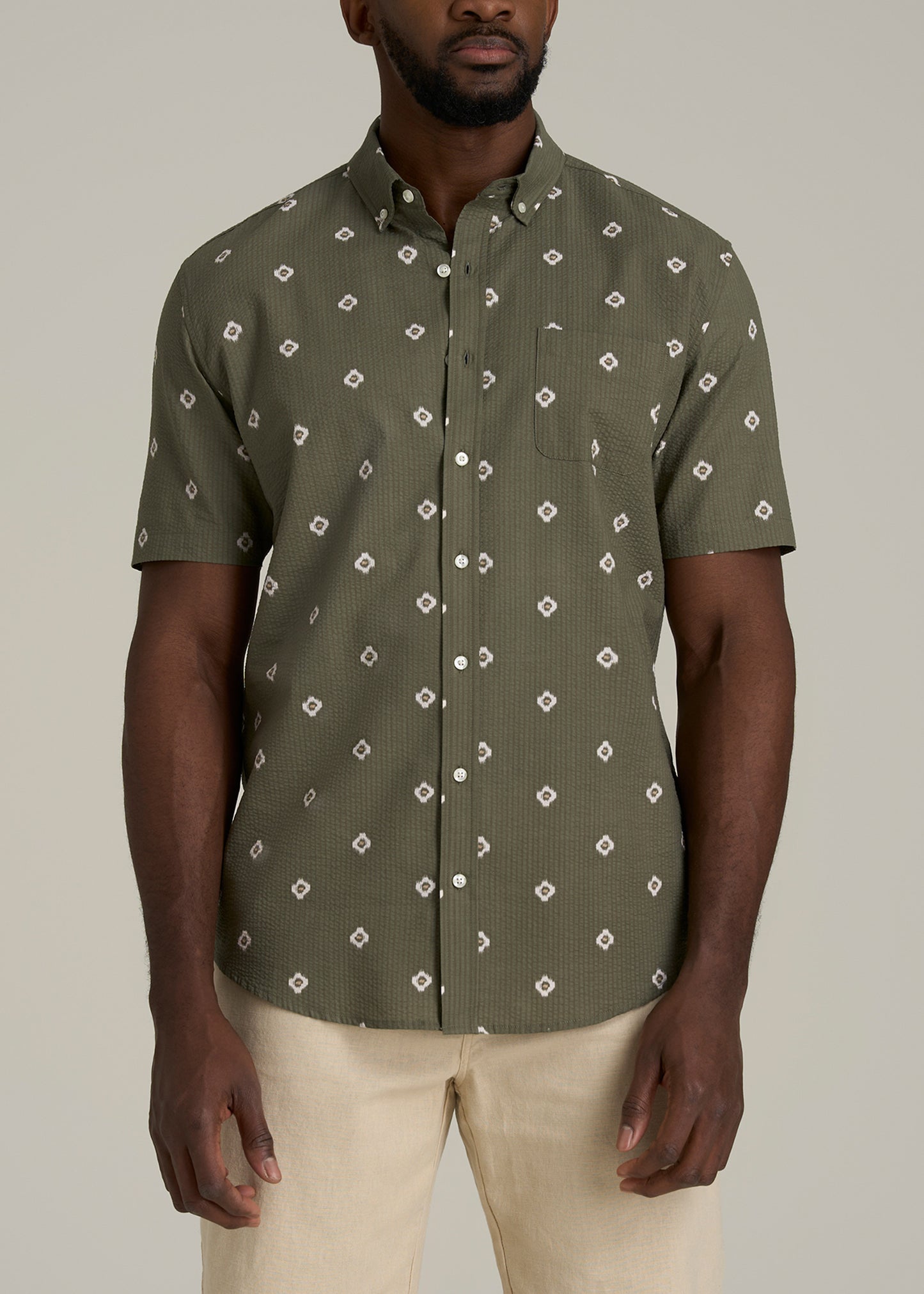 Seersucker Tall Men's Short Sleeve Shirt in Olive and Beige Floral