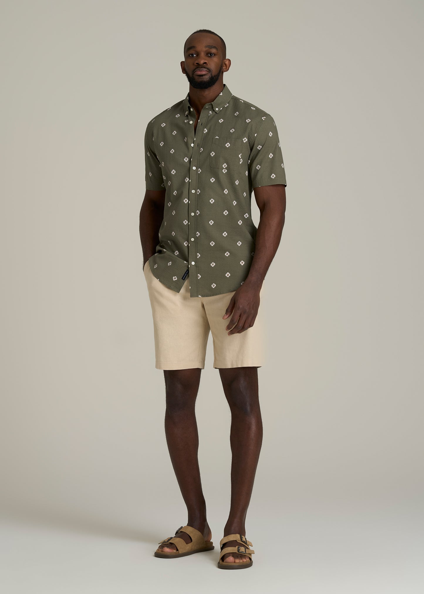 Seersucker Tall Men's Short Sleeve Shirt in Olive and Beige Floral