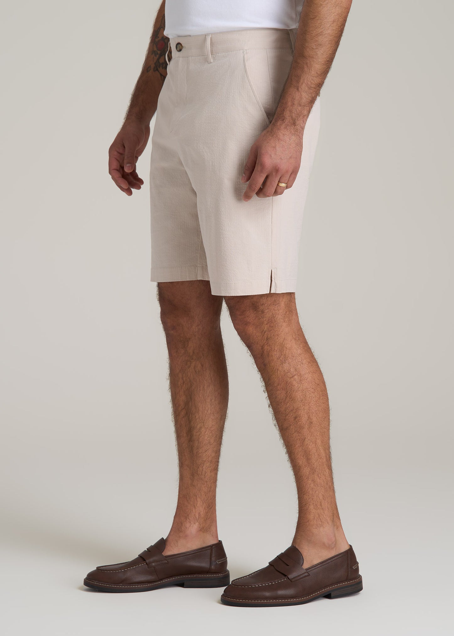 Seersucker Shorts for Tall Men in Soft Beige