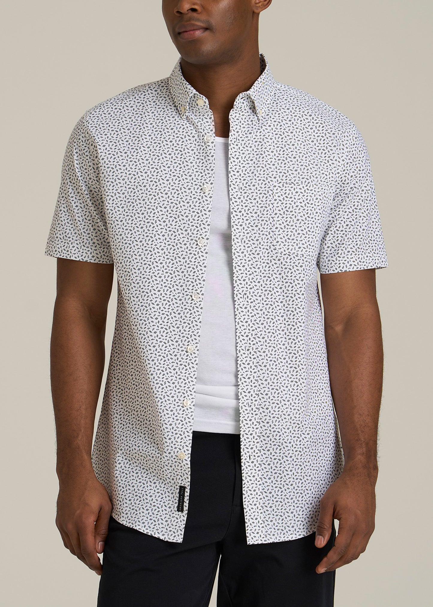 Short Sleeve Shirt for Tall Men in Black and White Geometric