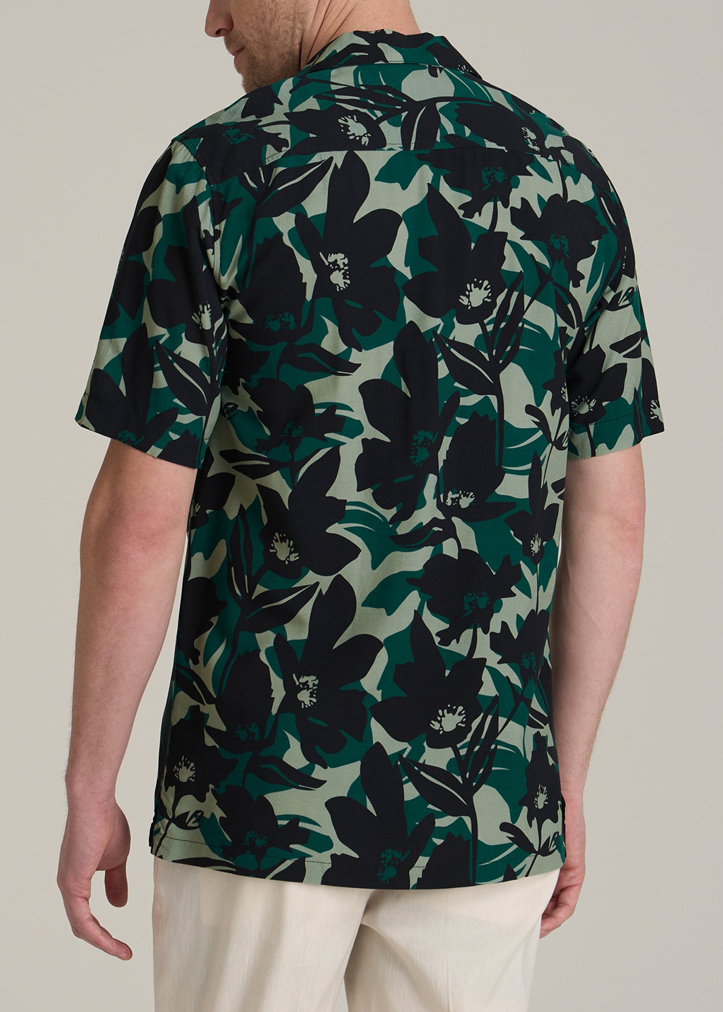 Short Sleeve Resort Shirt for Tall Men in Green and Black Floral