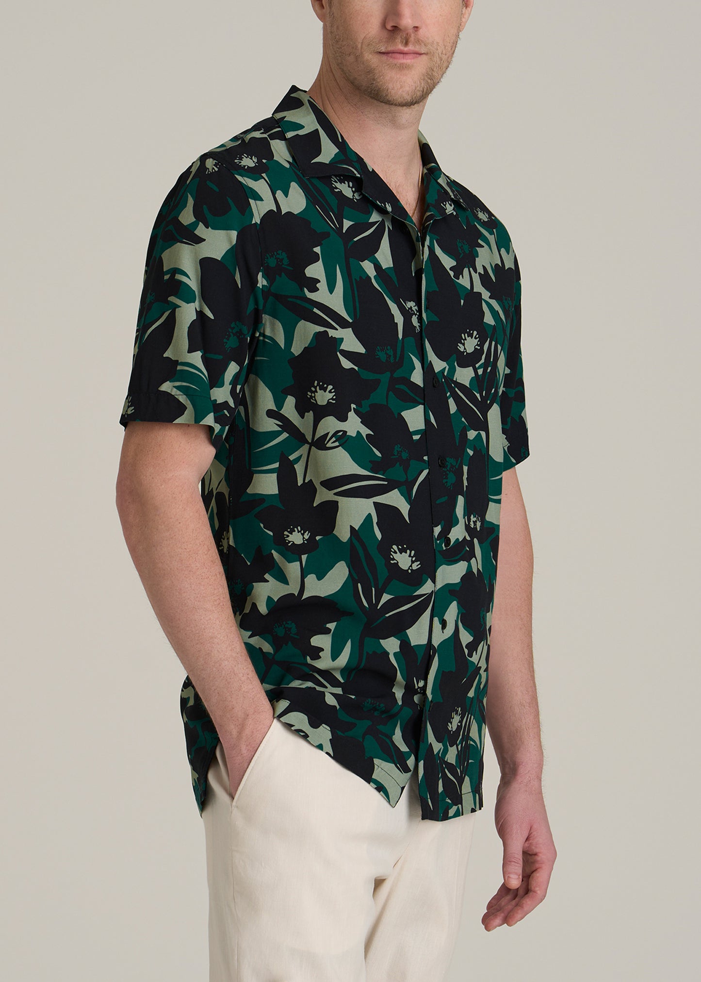 Short Sleeve Resort Shirt for Tall Men in Green and Black Floral