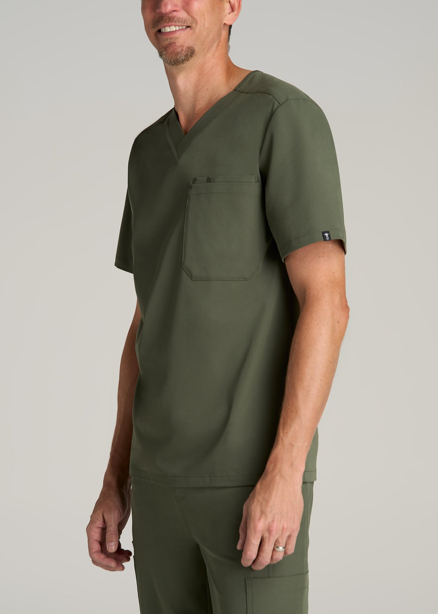 Short-Sleeve V-Neck Scrub Top for Tall Men in Clover Green