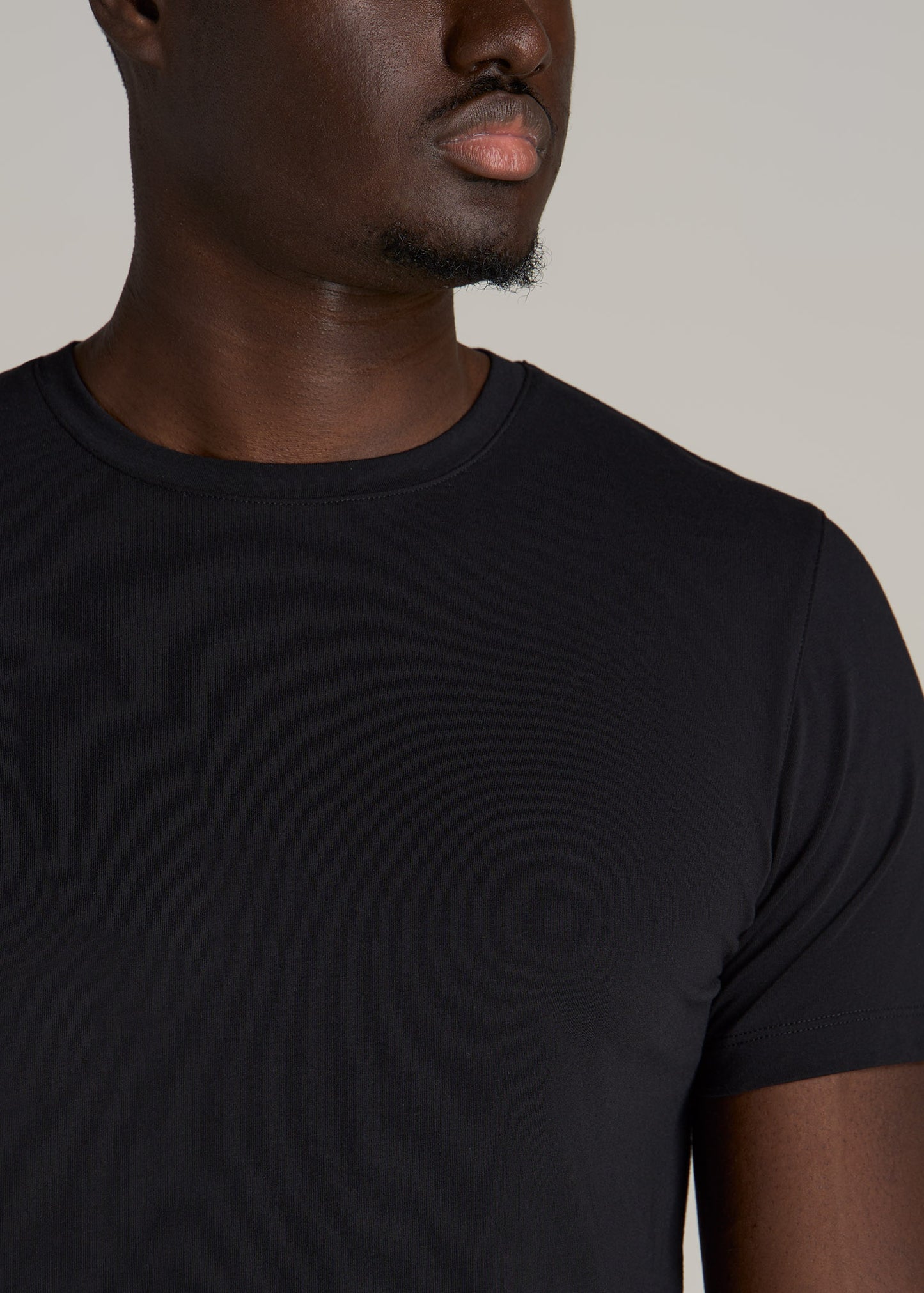 The Essential MODERN-FIT Crewneck Tee for Tall Men in Black