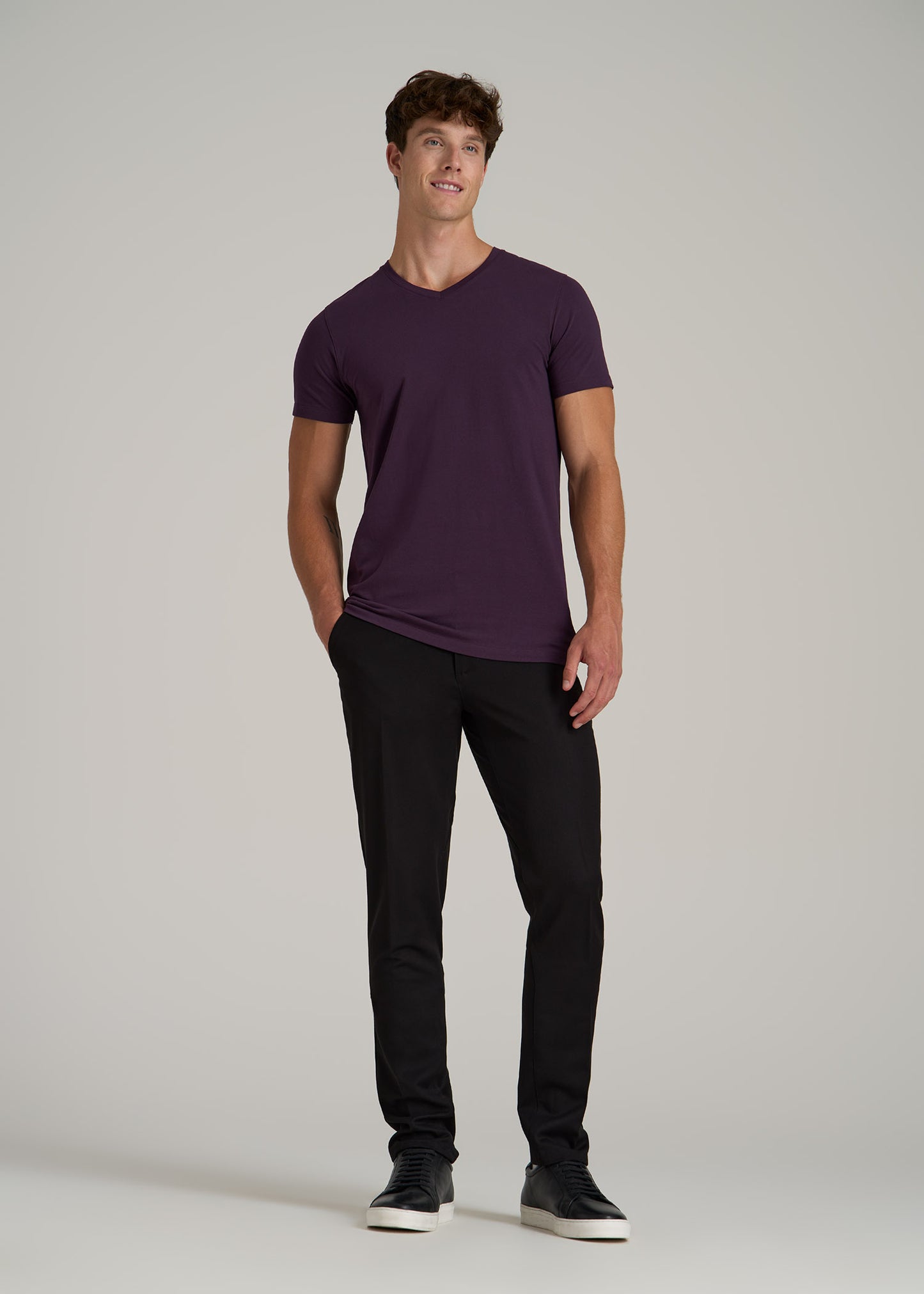 The Essential MODERN-FIT V-Neck Tee for Tall Men in Midnight Plum