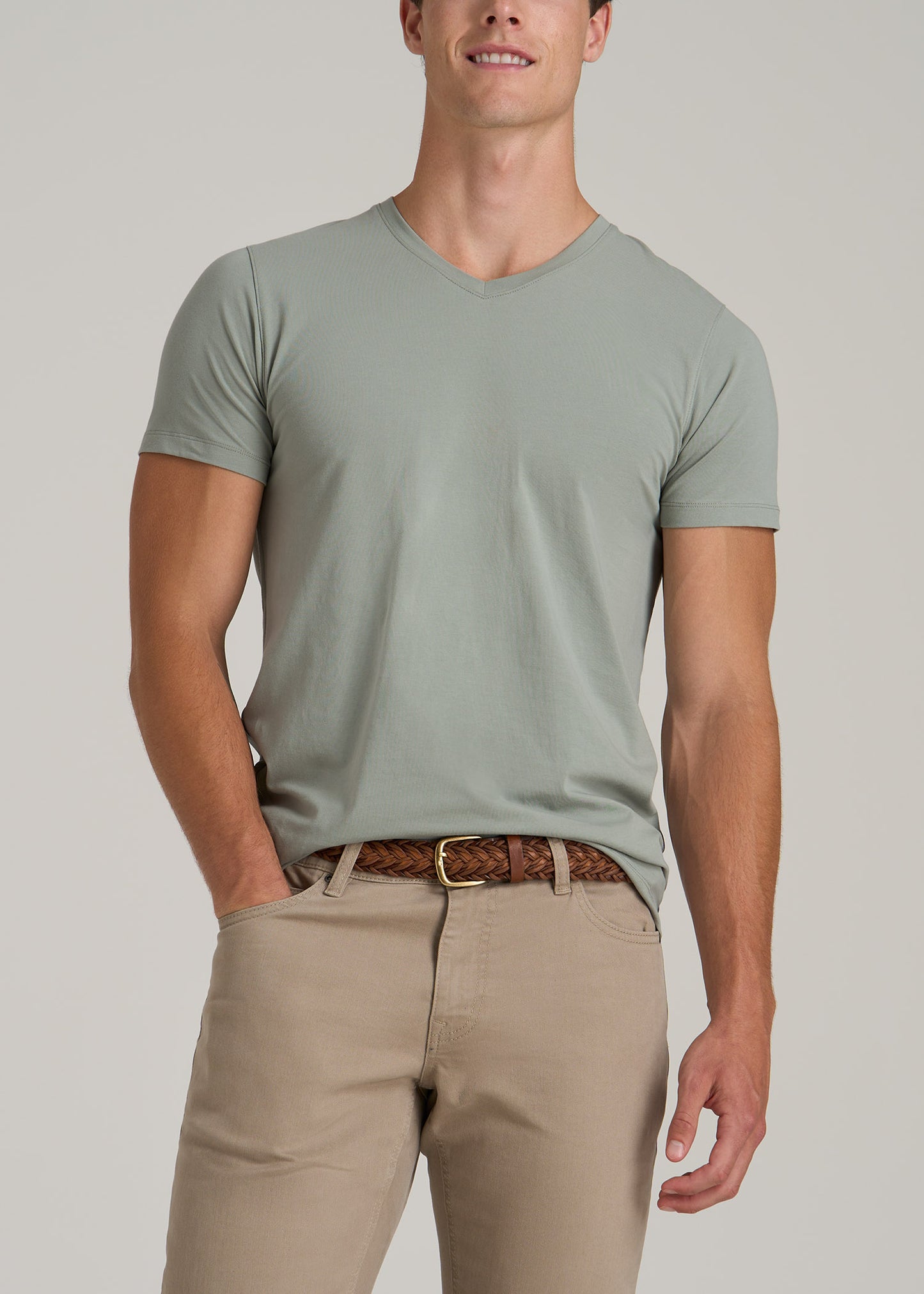 The Essential MODERN-FIT V-Neck Tee for Tall Men in Seagrass