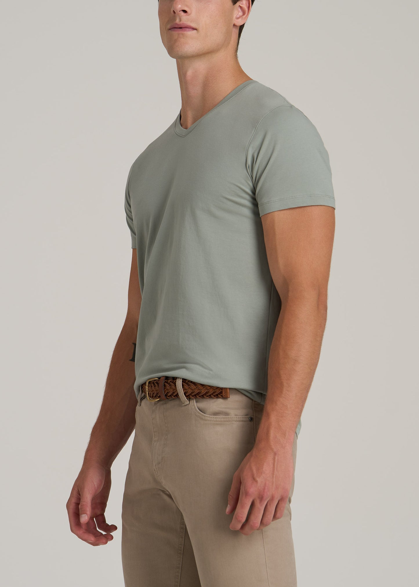 The Essential MODERN-FIT V-Neck Tee for Tall Men in Seagrass