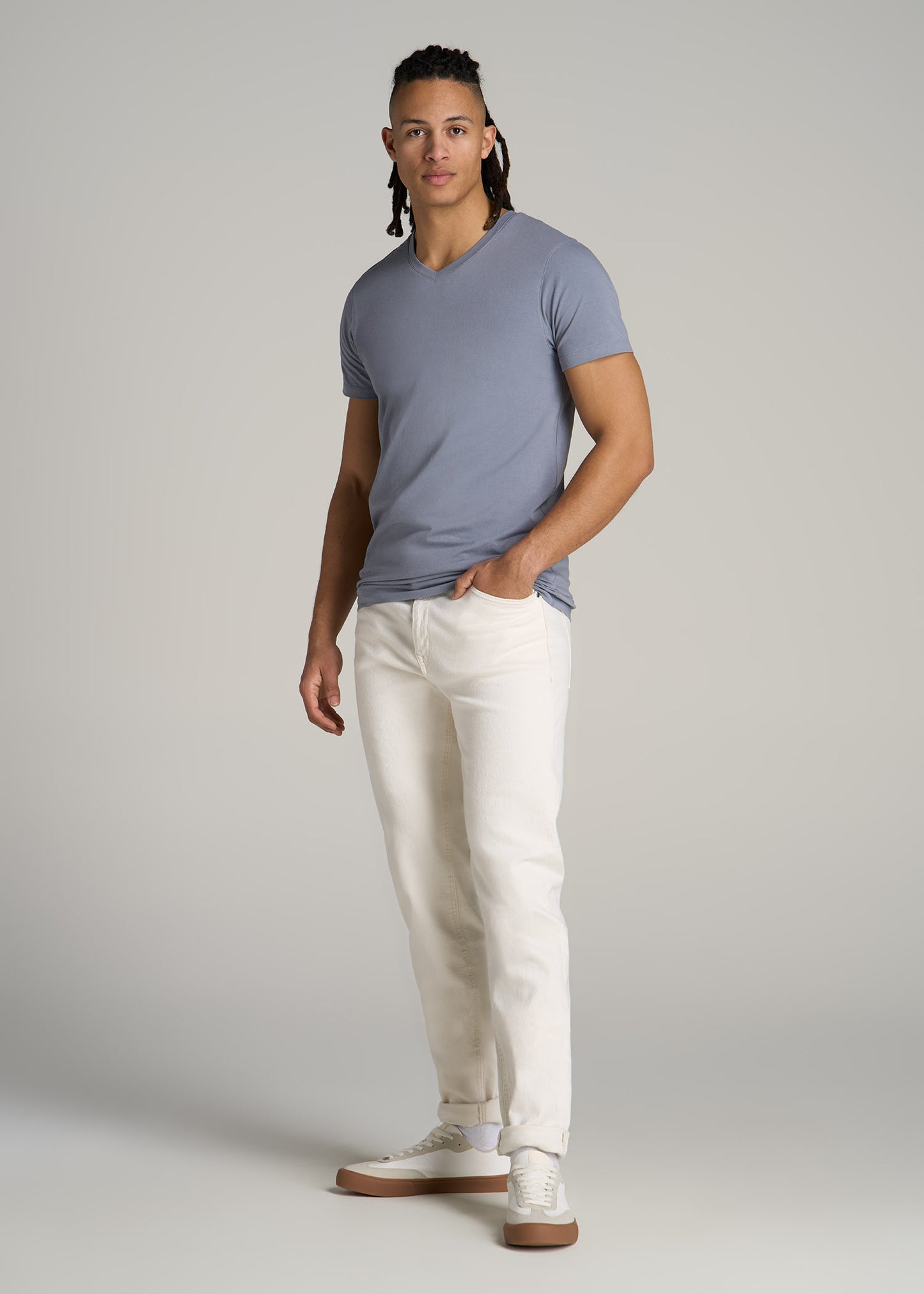 The Essential MODERN-FIT V-Neck Tee for Tall Men in Skyline Grey