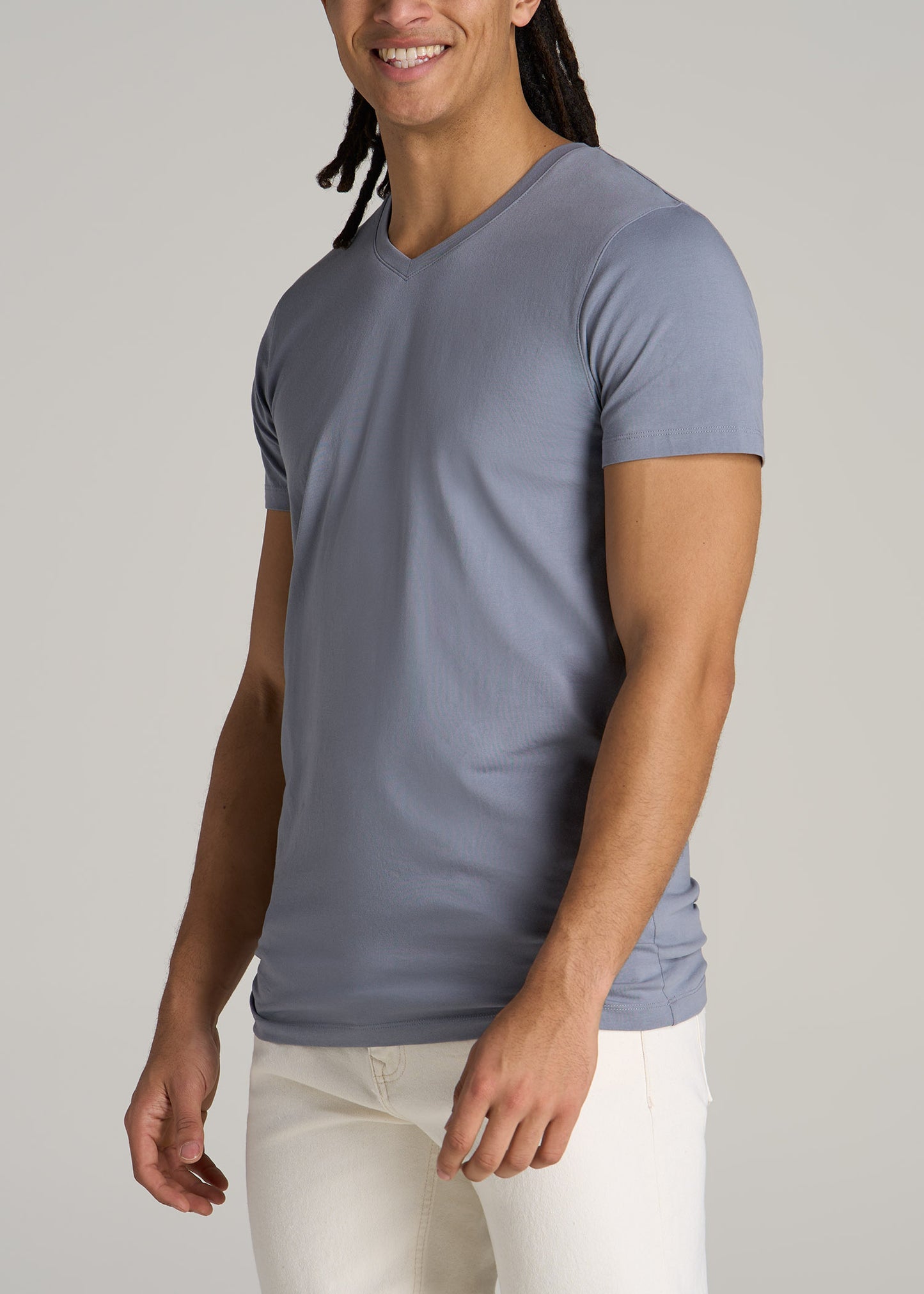 The Essential MODERN-FIT V-Neck Tee for Tall Men in Skyline Grey