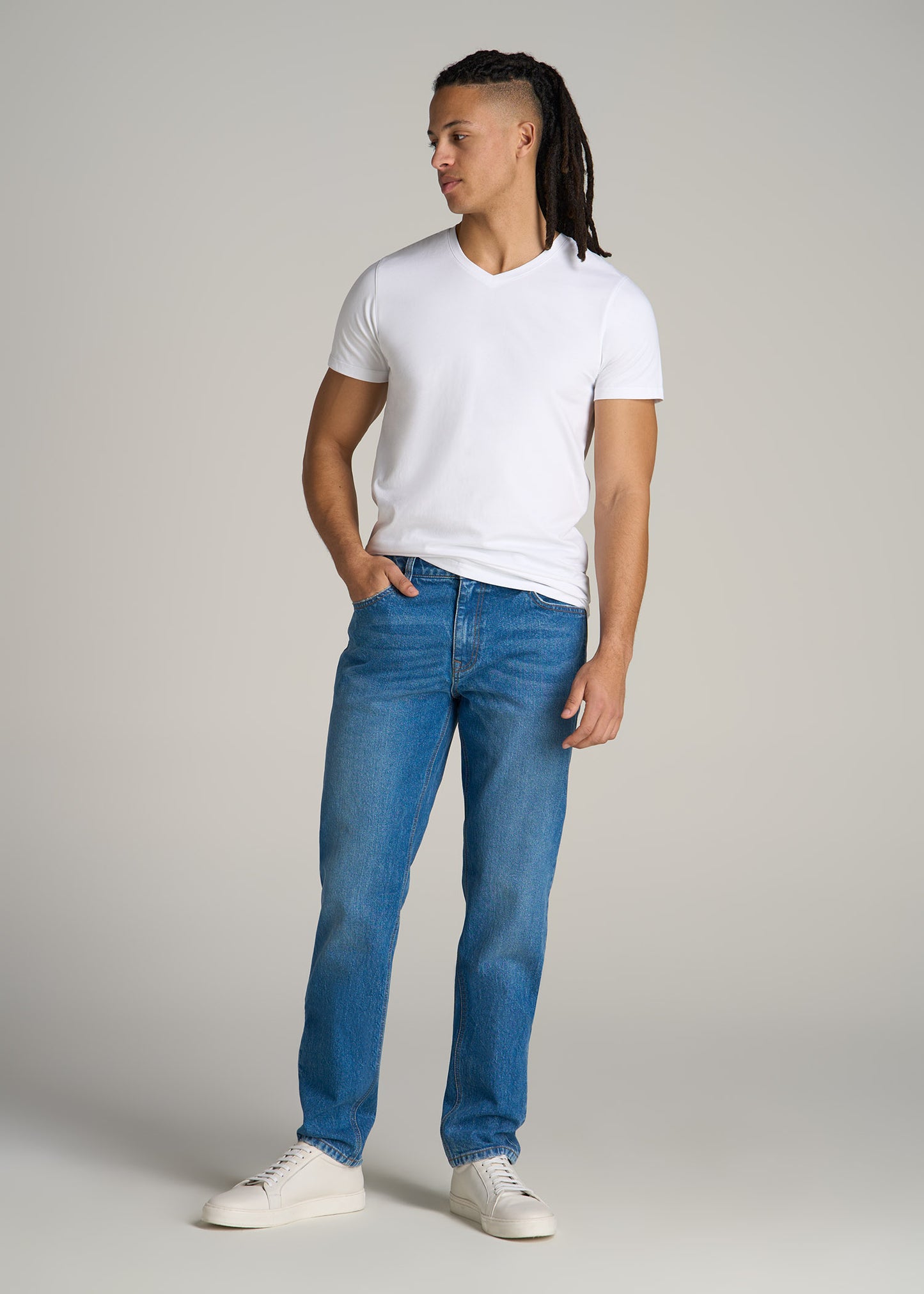 The Essential MODERN-FIT V-Neck Tee for Tall Men in White