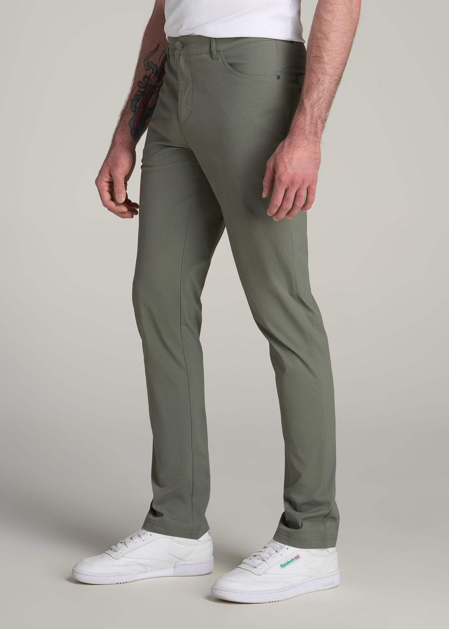 TAPERED-FIT Traveler Pants for Tall Men in Wreath Green