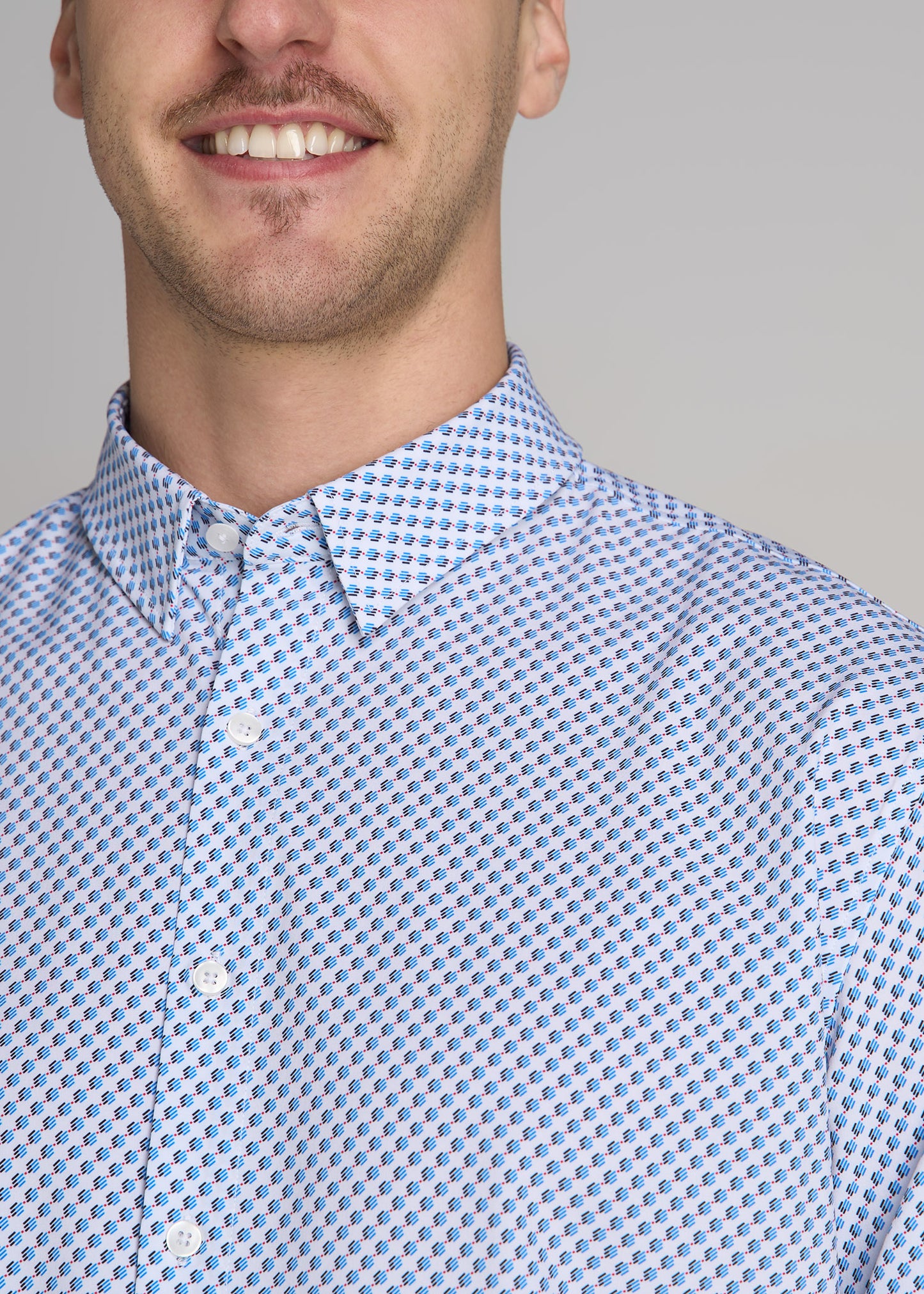 Traveler Stretch Dress Shirt for Tall Men in Light Blue Geometric