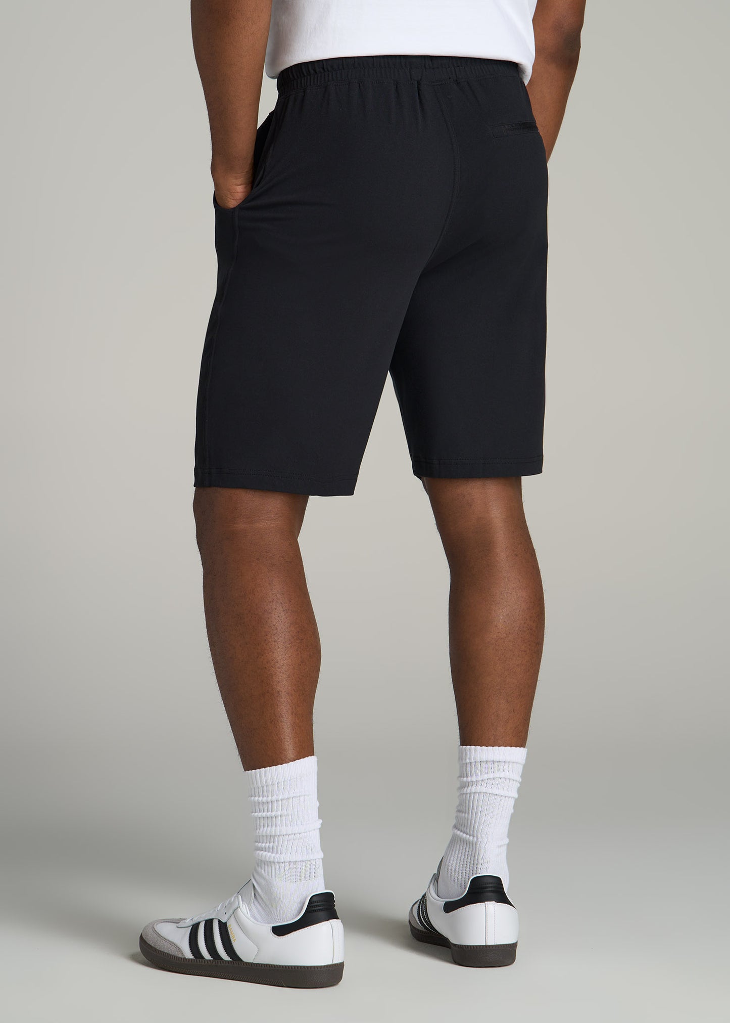 Weekender Stretch Lounge Shorts for Tall Men in Black