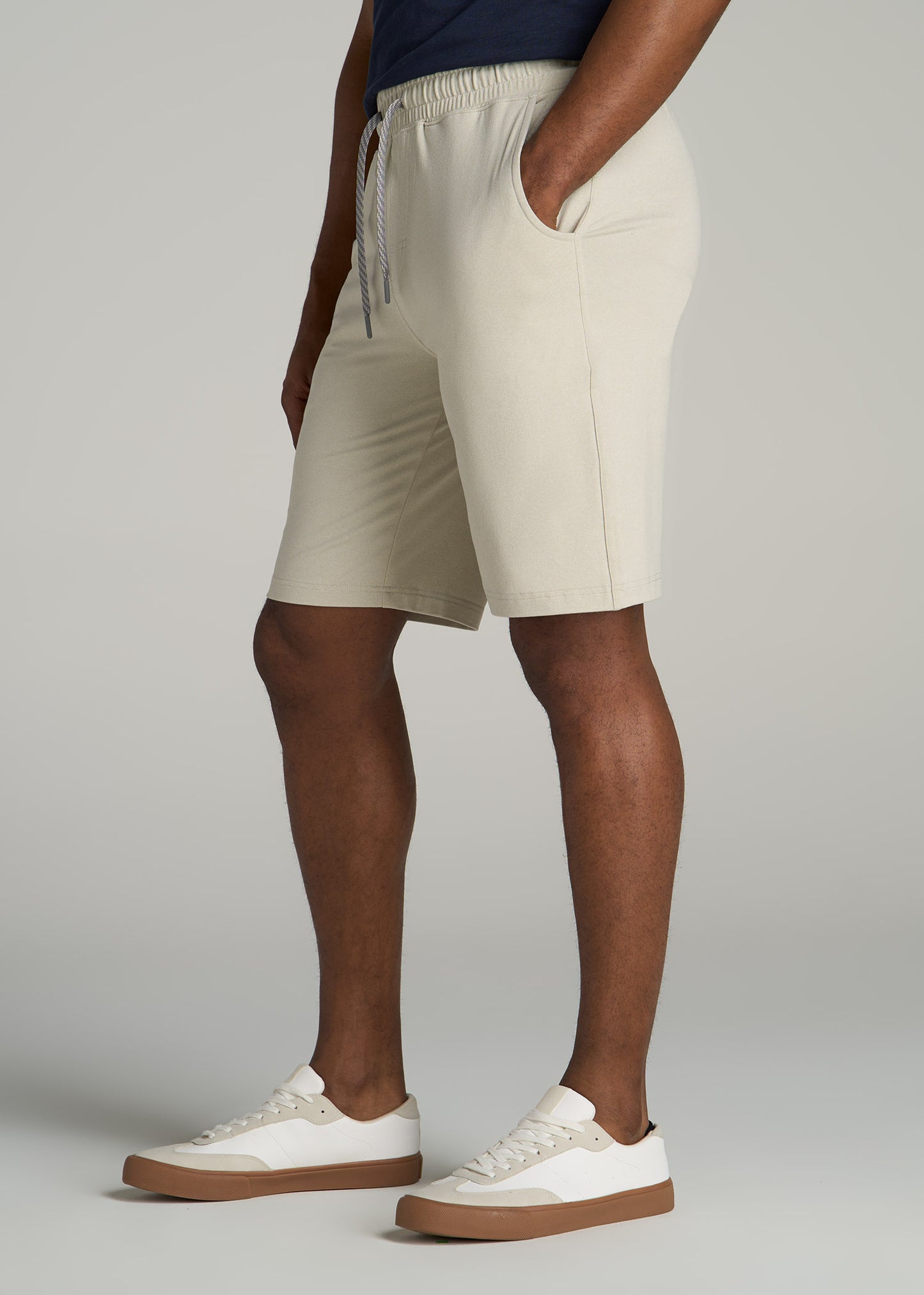 Weekender Stretch Lounge Shorts for Tall Men in Stone Heather