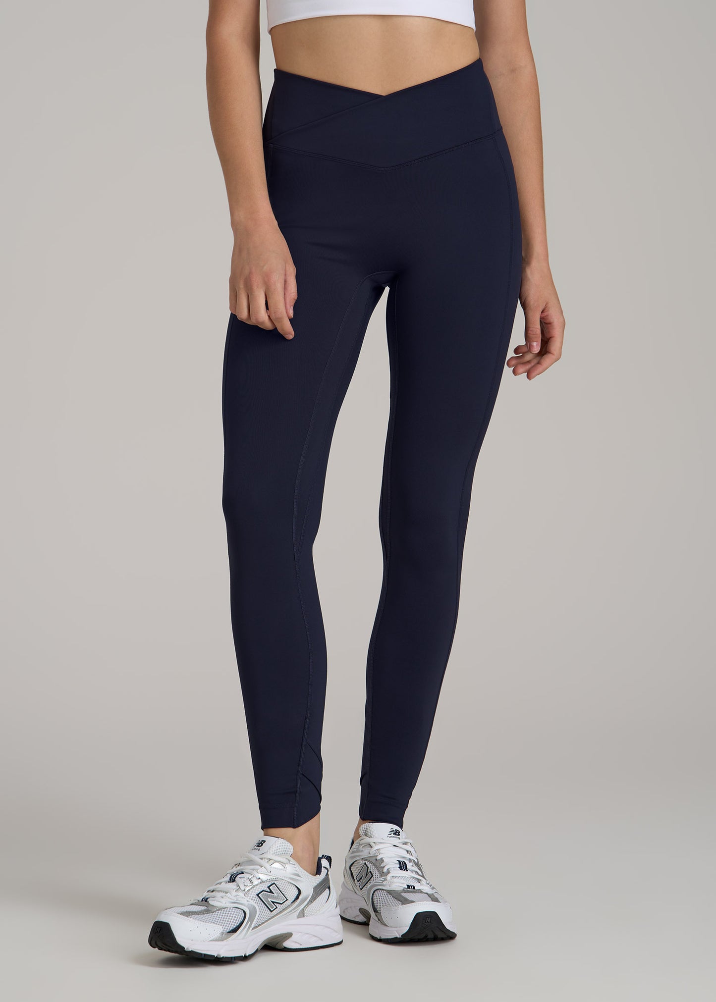 Balance Cross Over Leggings for Tall Women in Dark Navy