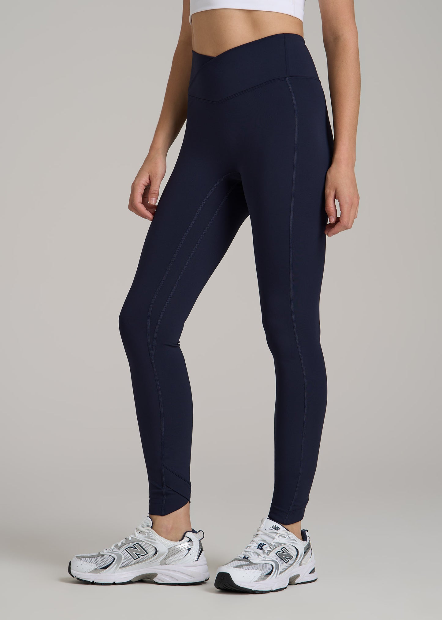 Balance Cross Over Leggings for Tall Women in Dark Navy