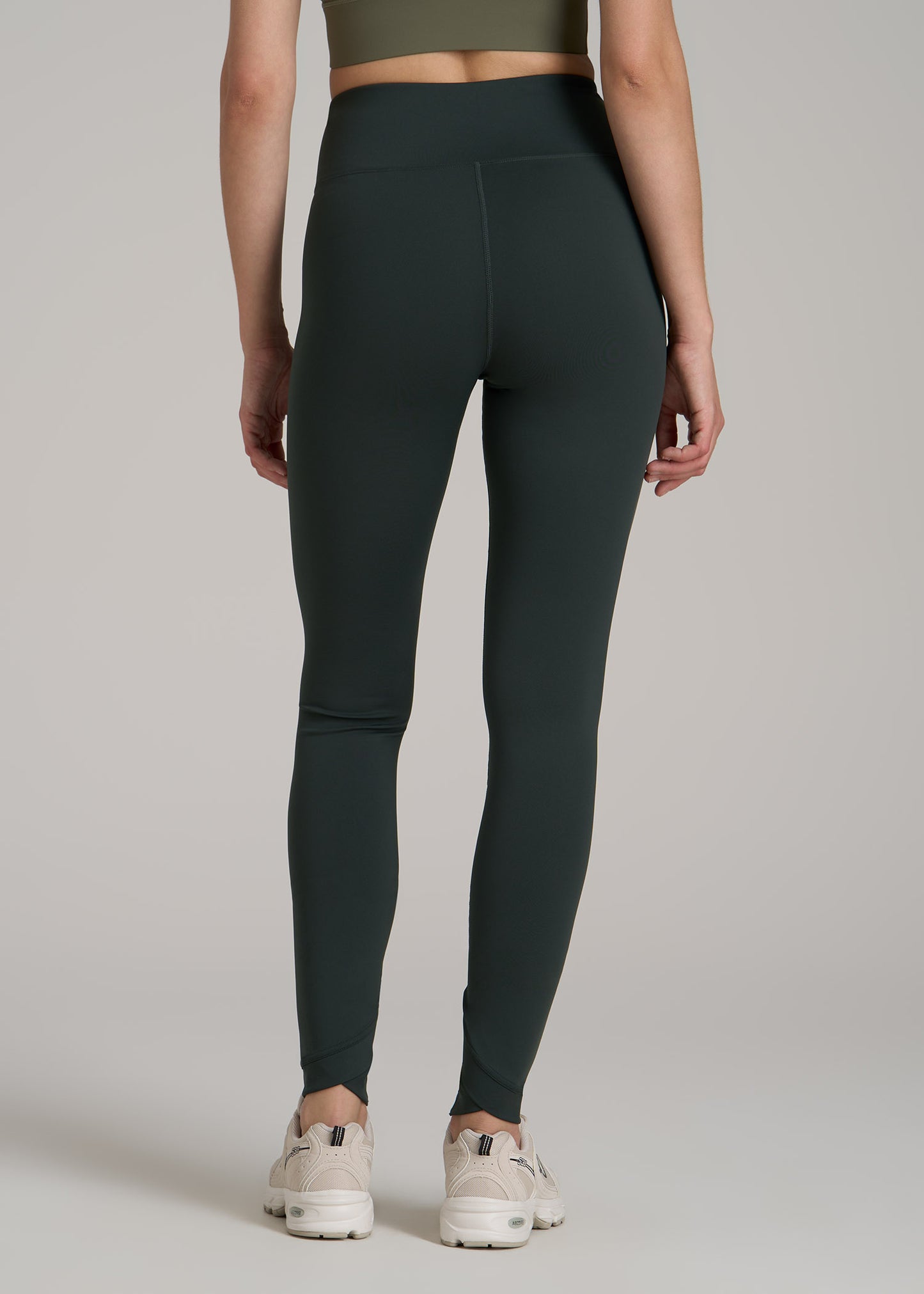 Balance Cross Over Leggings for Tall Women in Pine Grove