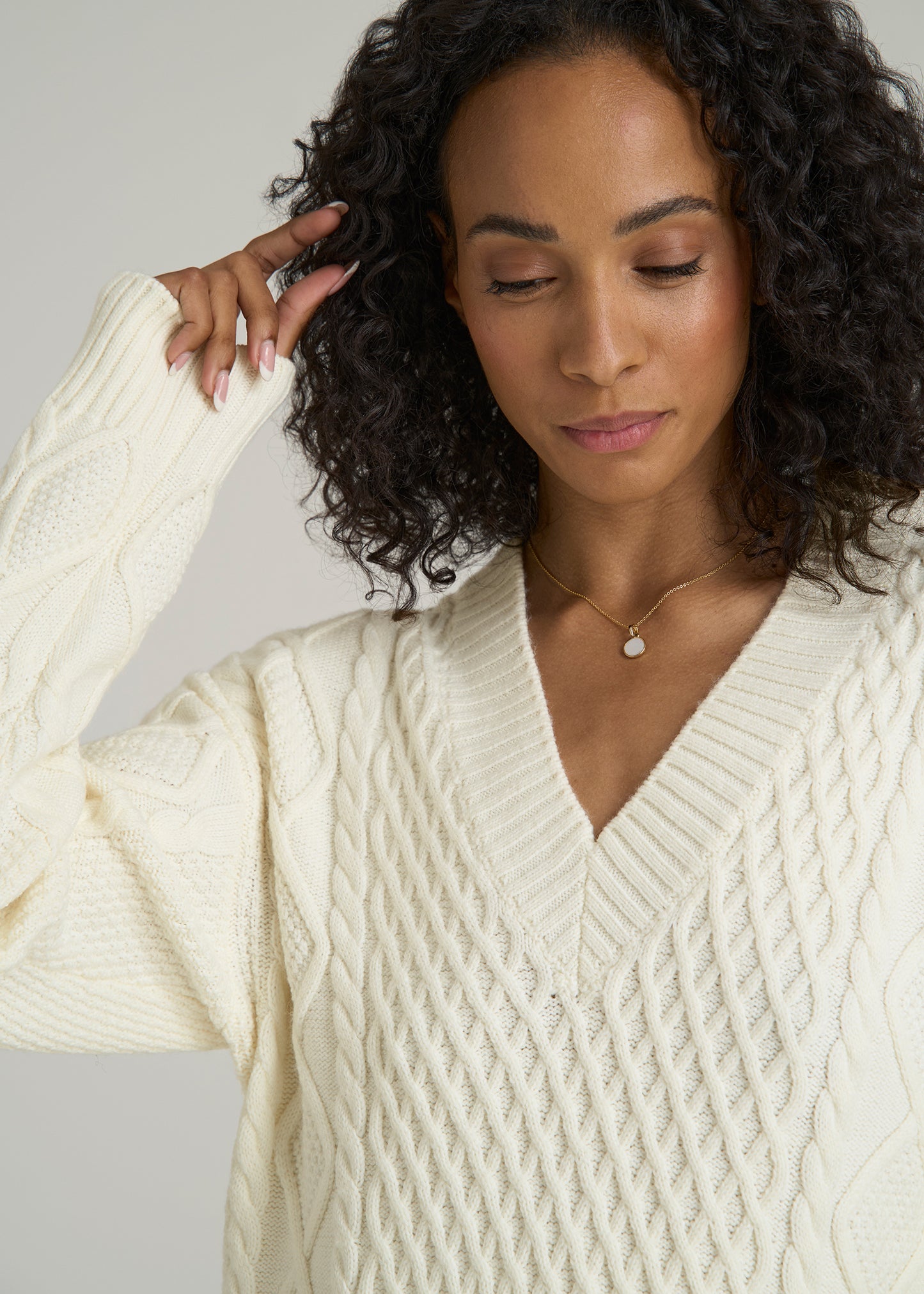 V Neck Cashmere Blend Cable Knit Women's Tall Sweater in Winter White